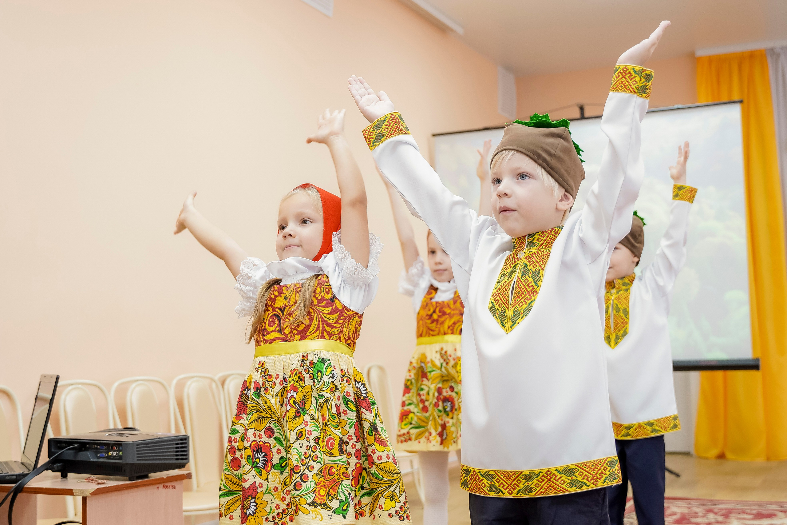 Осень 1. Геннадий Войтов — контент под любые задачи