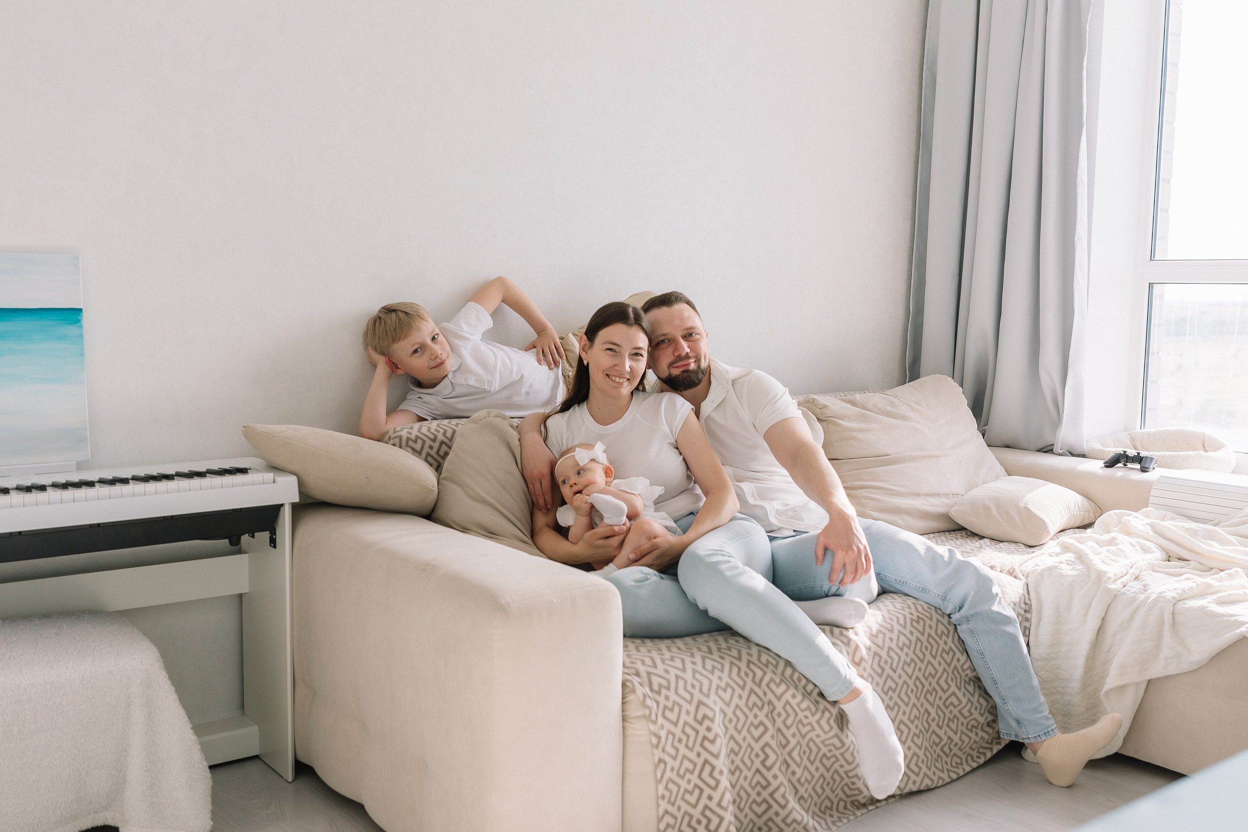 Тима, Мила, Алёша, Алисия домашняя. Семейный фотограф в Волгограде Надежда Головко