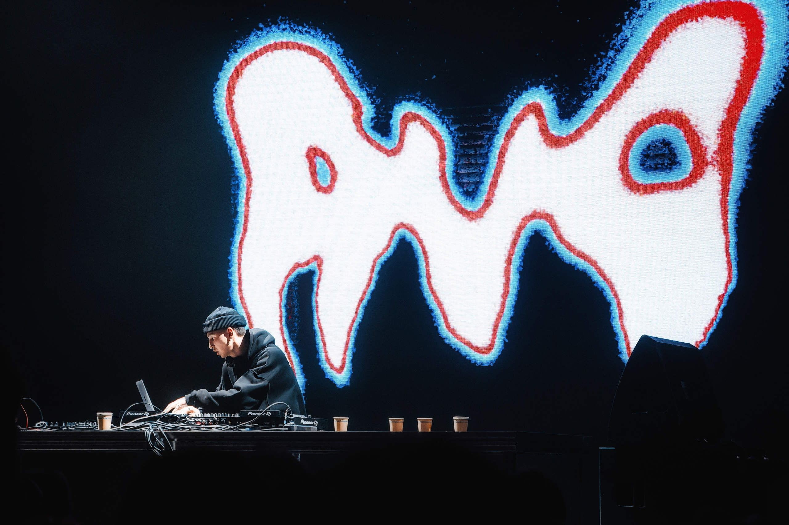 AVG x Desiigner в Tau 21.02.2025. Репортажный фотограф и видеограф в Москве