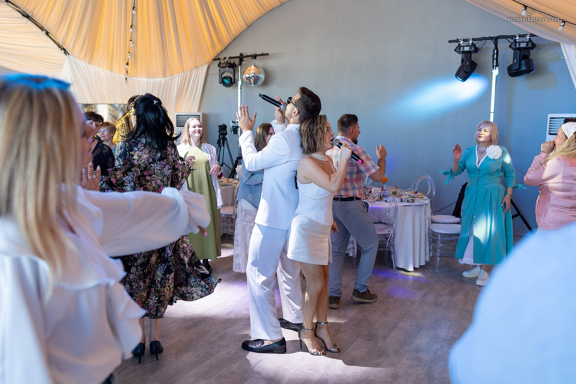 Репортажные съемки Санкт-Петербург. Ароматестирование по методу Аромакод и Нейростатус в Санкт-Петербурге