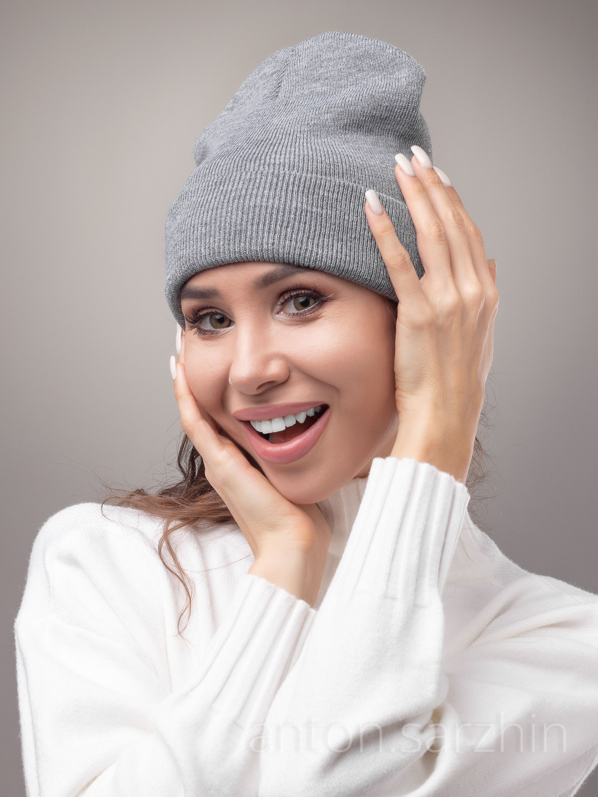 Шапка бини женская