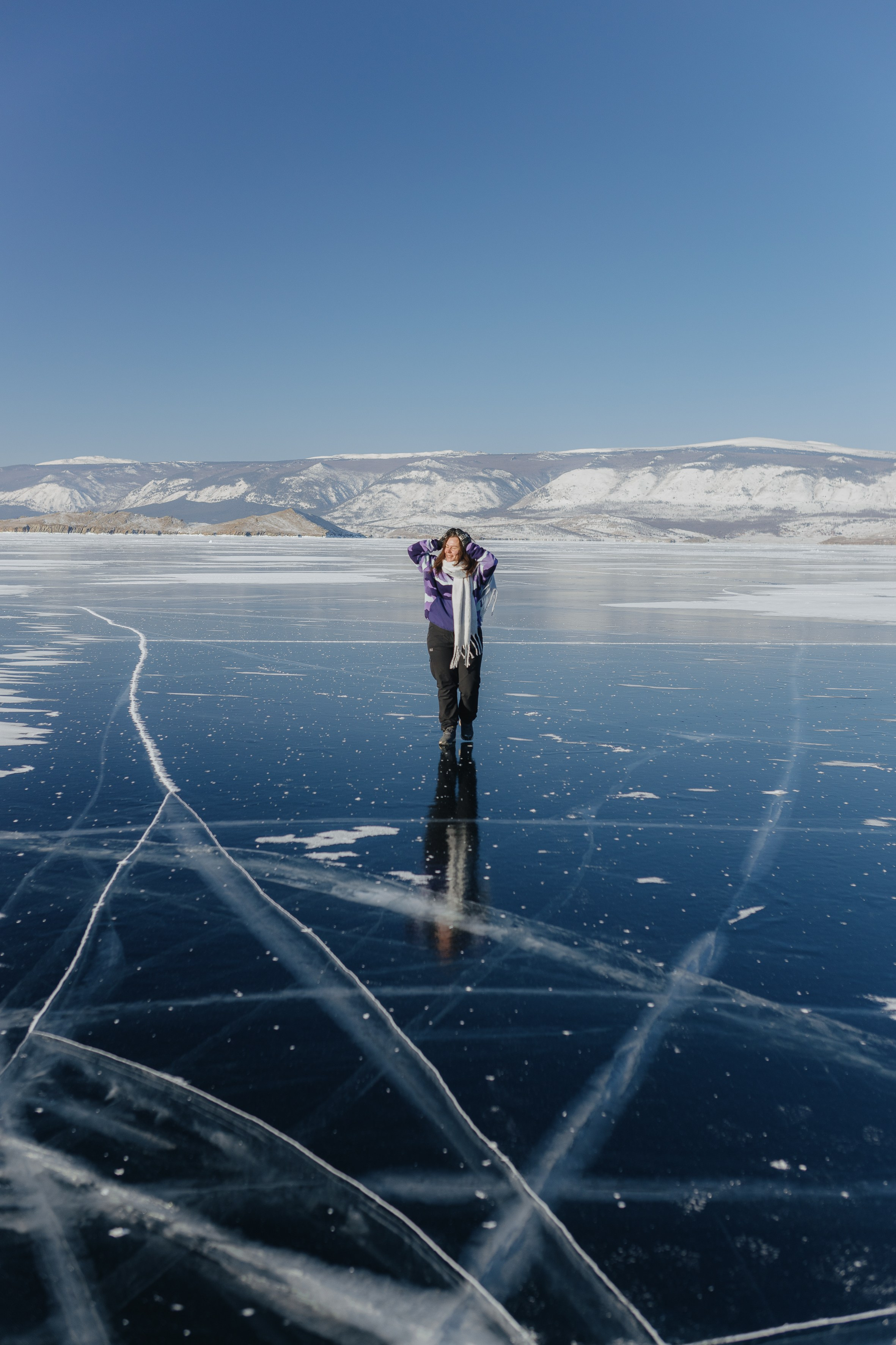 Лёд Байкала. Фотограф Ольхон/ Индия, Регина