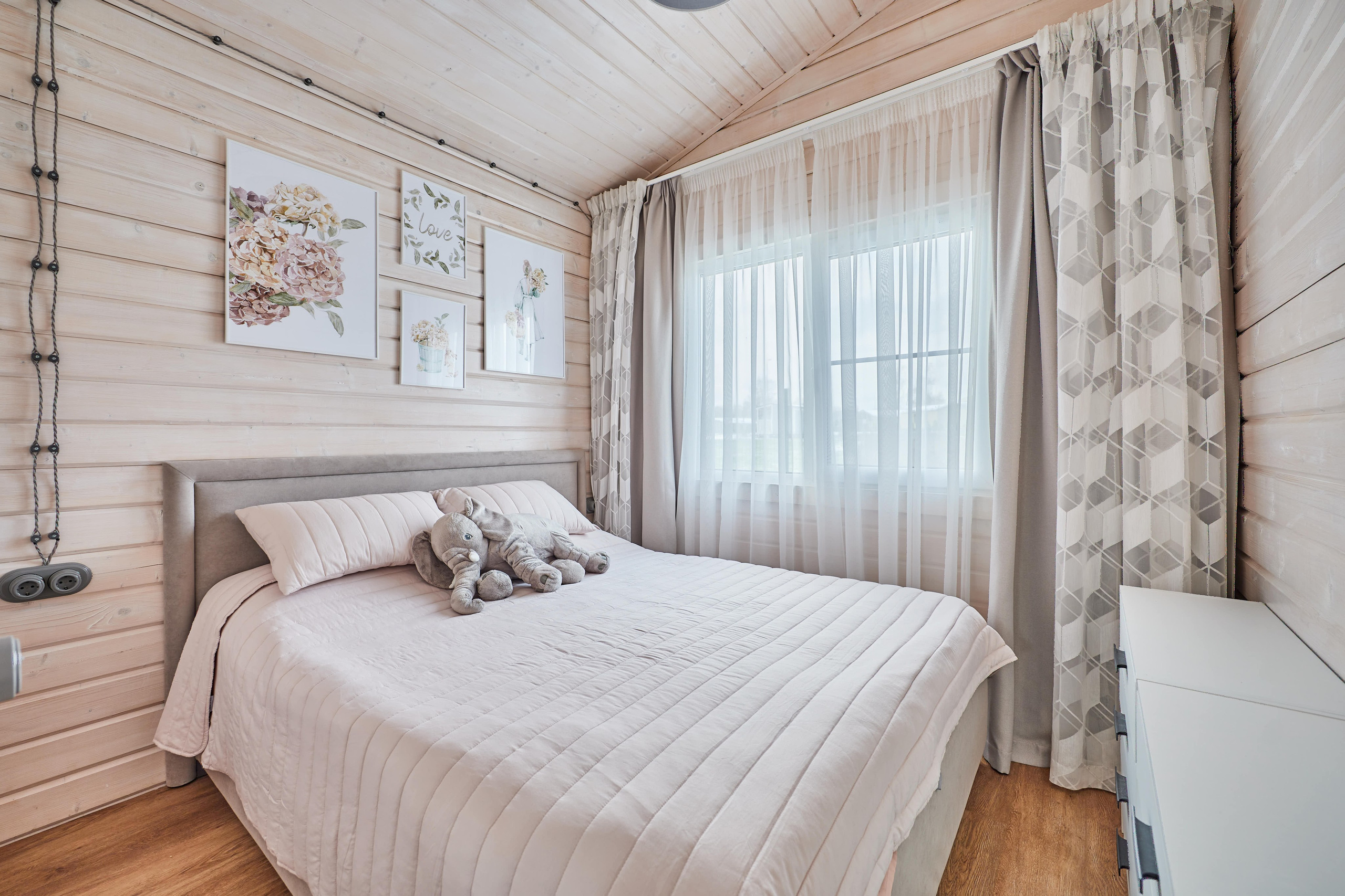 Гостевой дом в Ориенбауме. Photographer in Tbilisi Saint-Petersburg Worldwide — Elena Golubeva