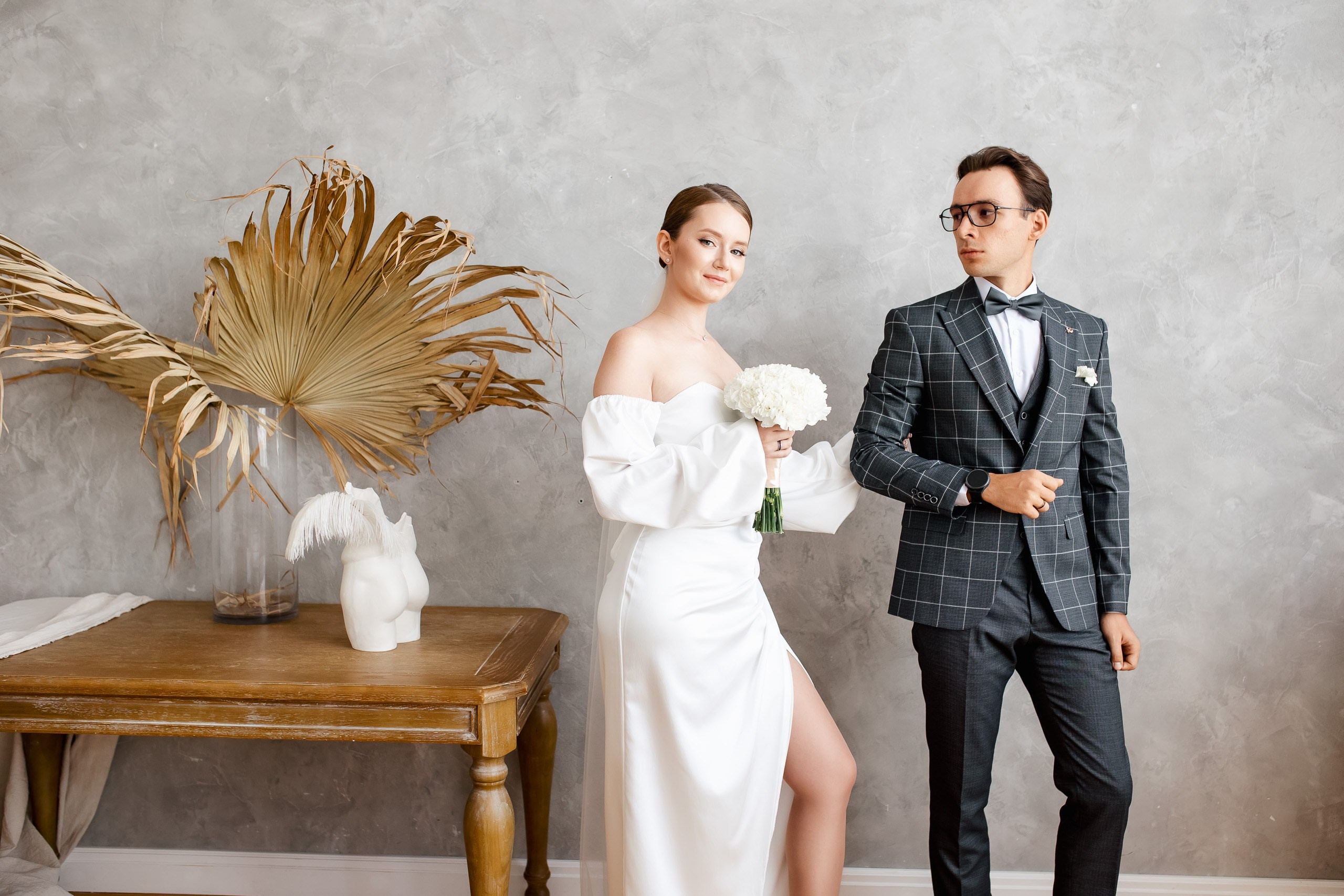 Иван и Кристина. Студийный час. Свадебный фотограф в Хабаровске