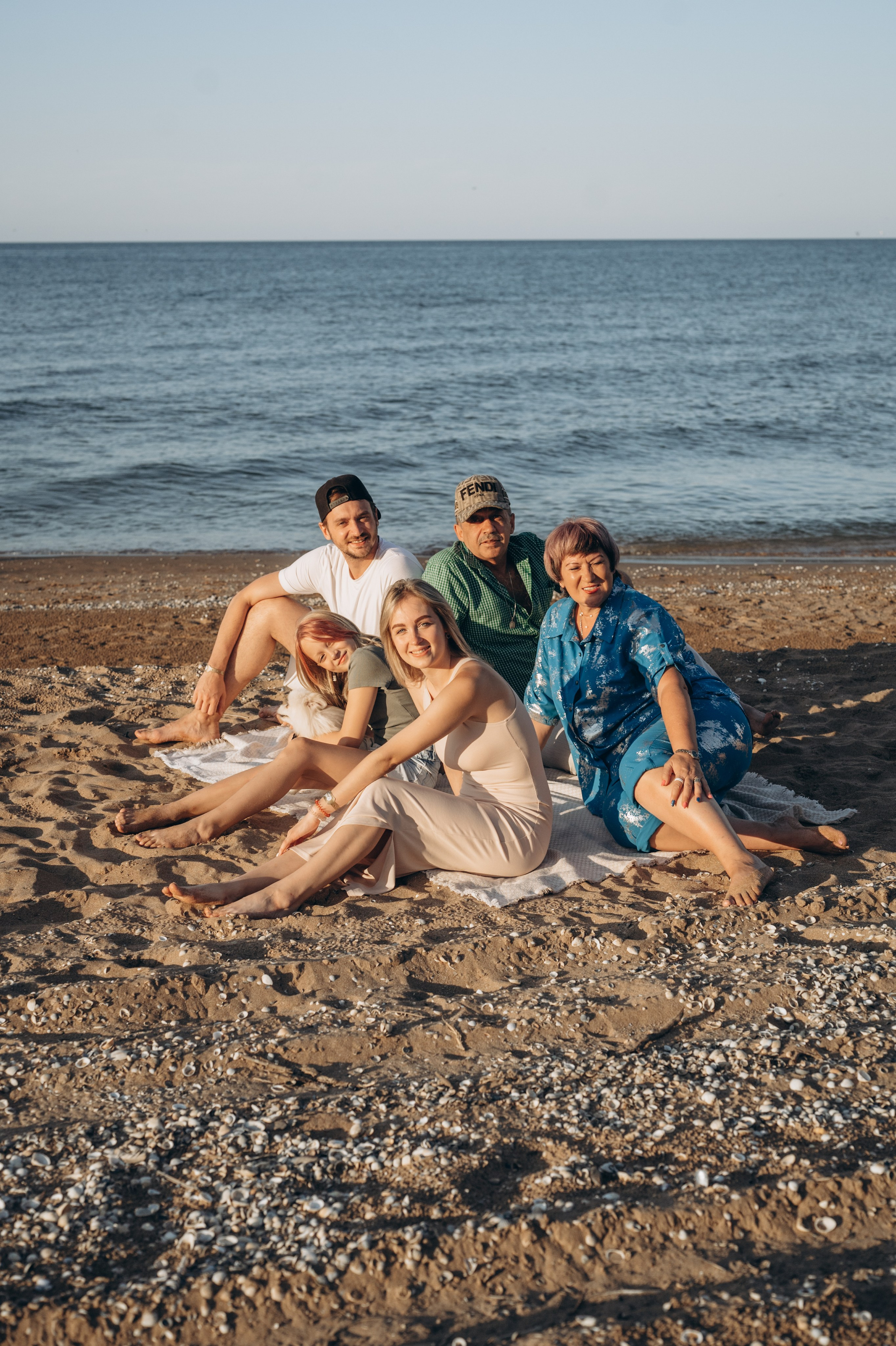 Андрей и Ира, Валерий Андреевич, Татьяна Викторовна и Ника. Фотограф Горбенко Анна