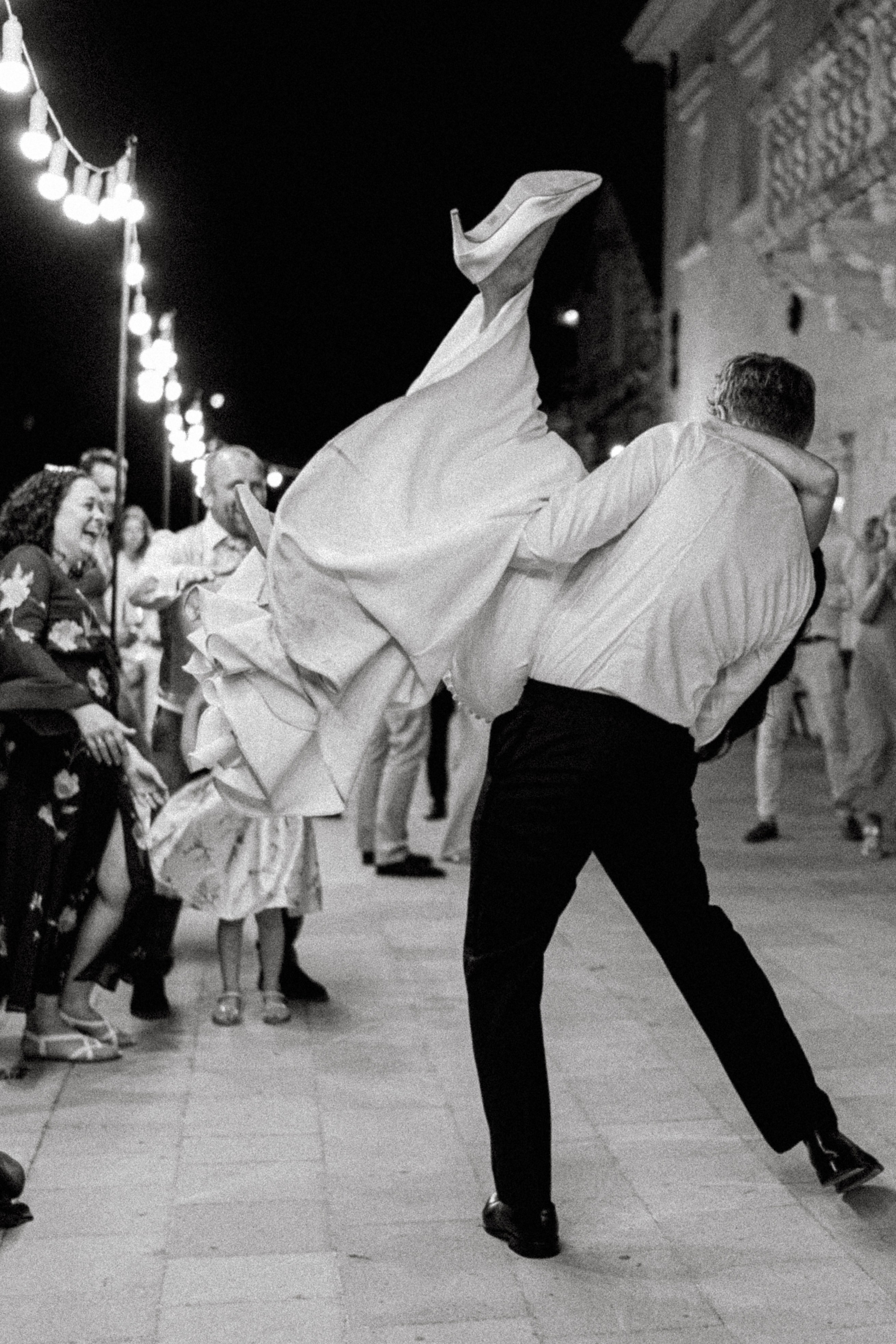 Tom and Tanya. Elopement Wedding Photographer