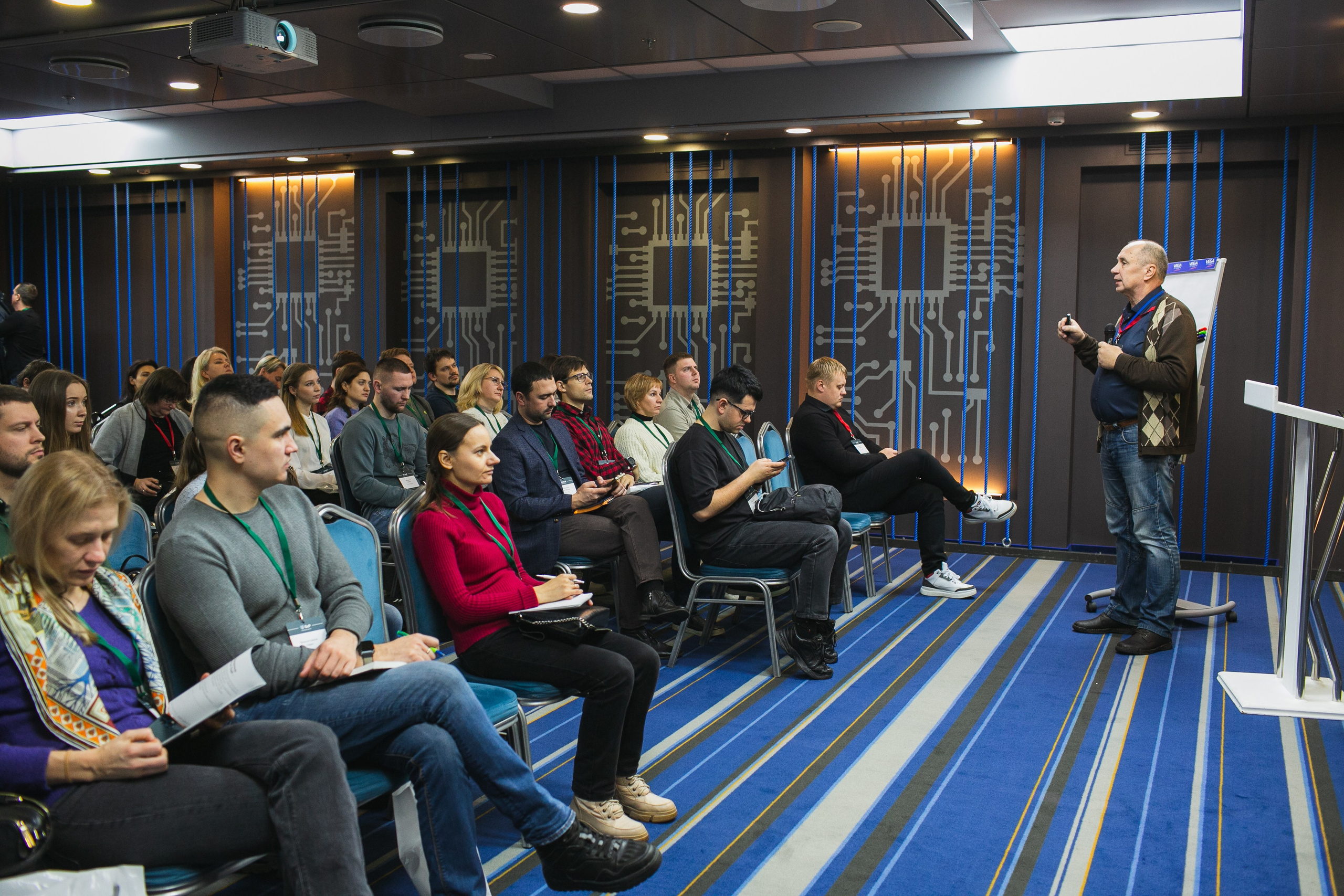 Деловые мероприятия. Профессиональный фотограф Евгений Земцов в Москве. Контент съемка, репортаж мероприятий, бизнес портреты