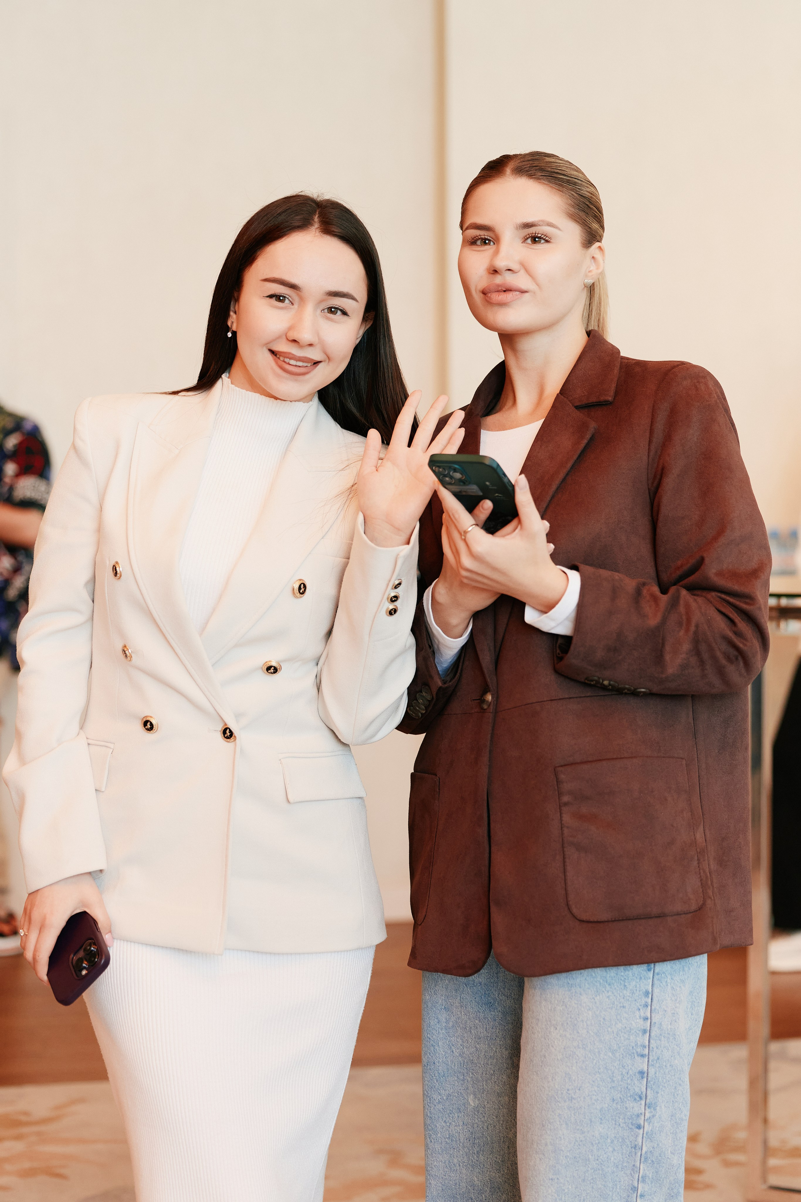 Форум Бизнес-тренды 2025 в Marriott Hotel 28.04. Свадебный репортажный фотограф краснодар максим дремов дрёмов фотосессия студия цена