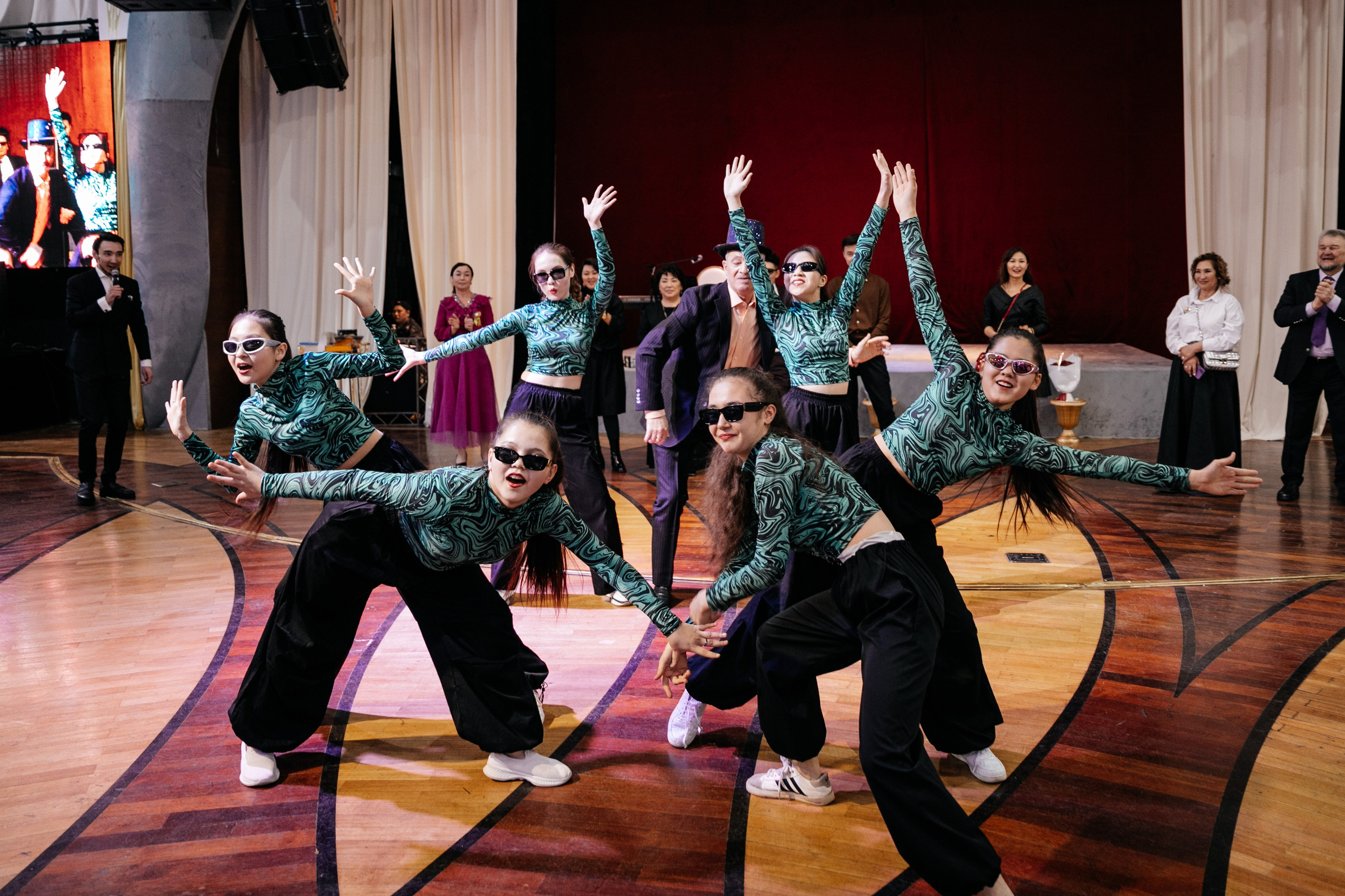 Свадебный банкет Абылайхан и Меруерт. Akkanatart.kz