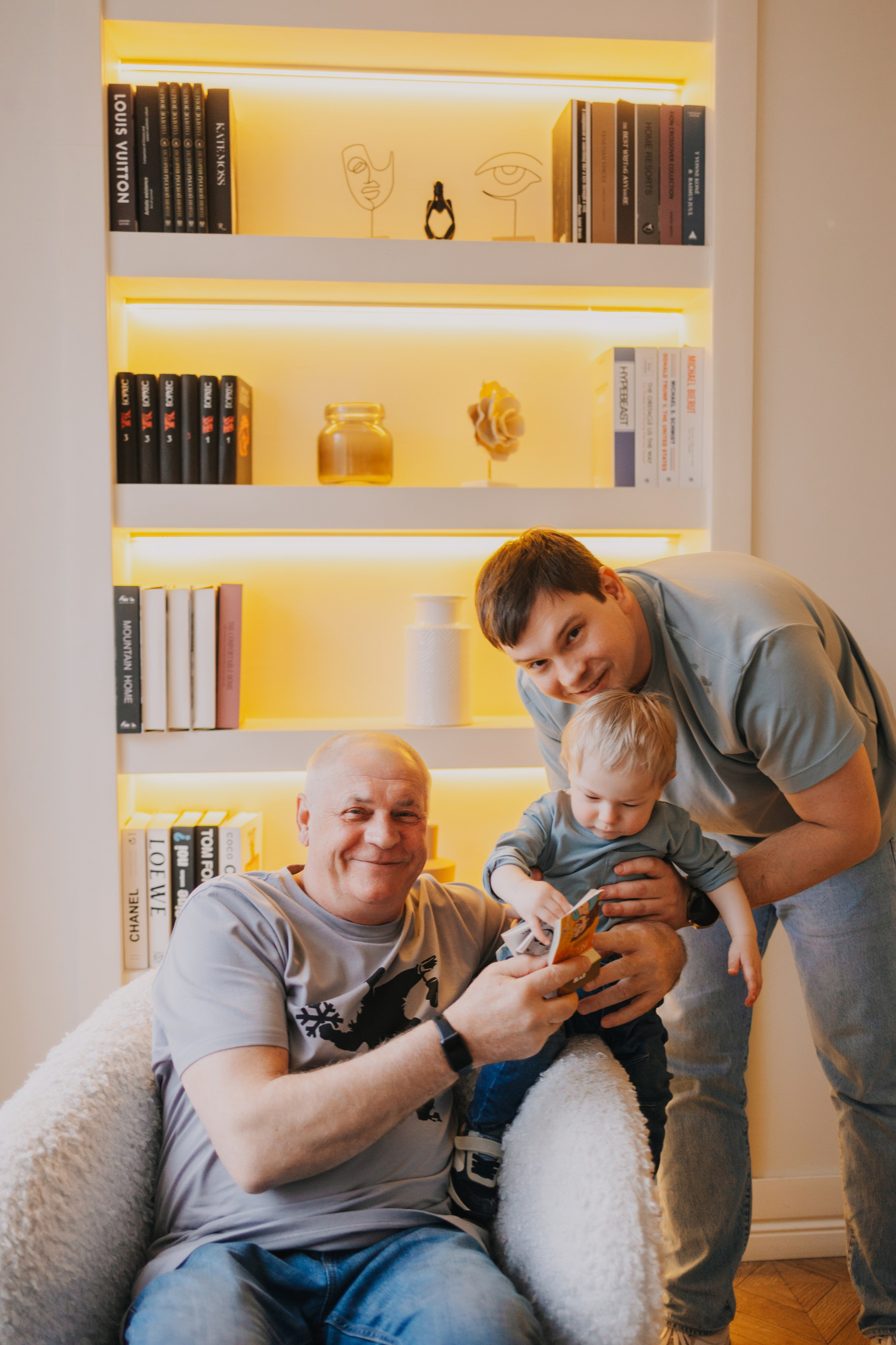 Большая семья. Домашняя фотосессия