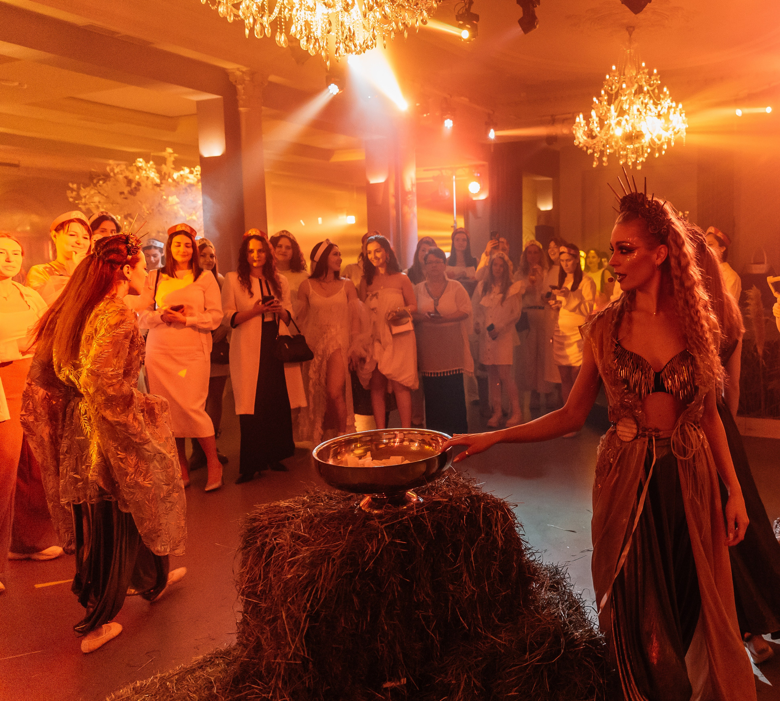 МЕГАДЕВИЧНИК 8 марта. Портфолио свадебного фотографа. Роман Каргаполов