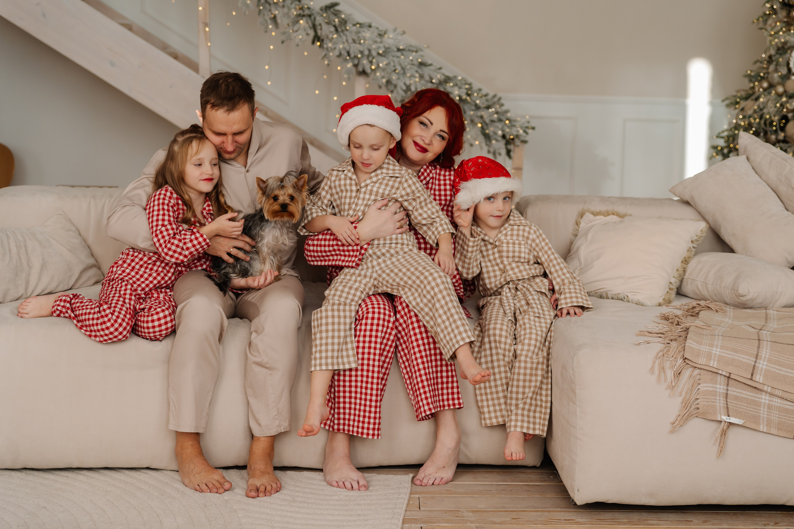 Денис и Елена с прекрасной дочкой и двойняшками-сыночками. СВАДЕБНЫЙ ФОТОГРАФ КРАСНОЯРСК
