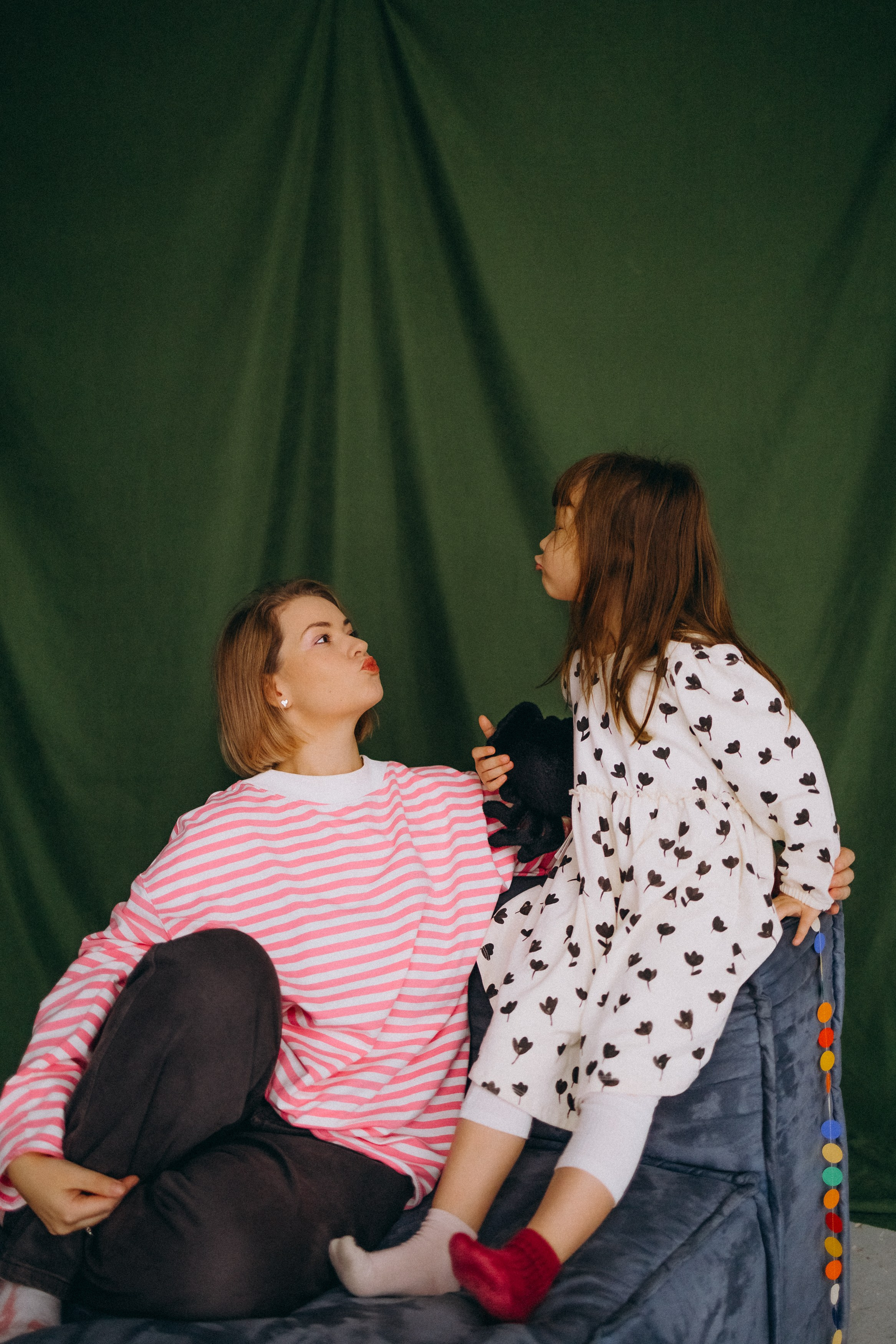 Мика Сара. Главная