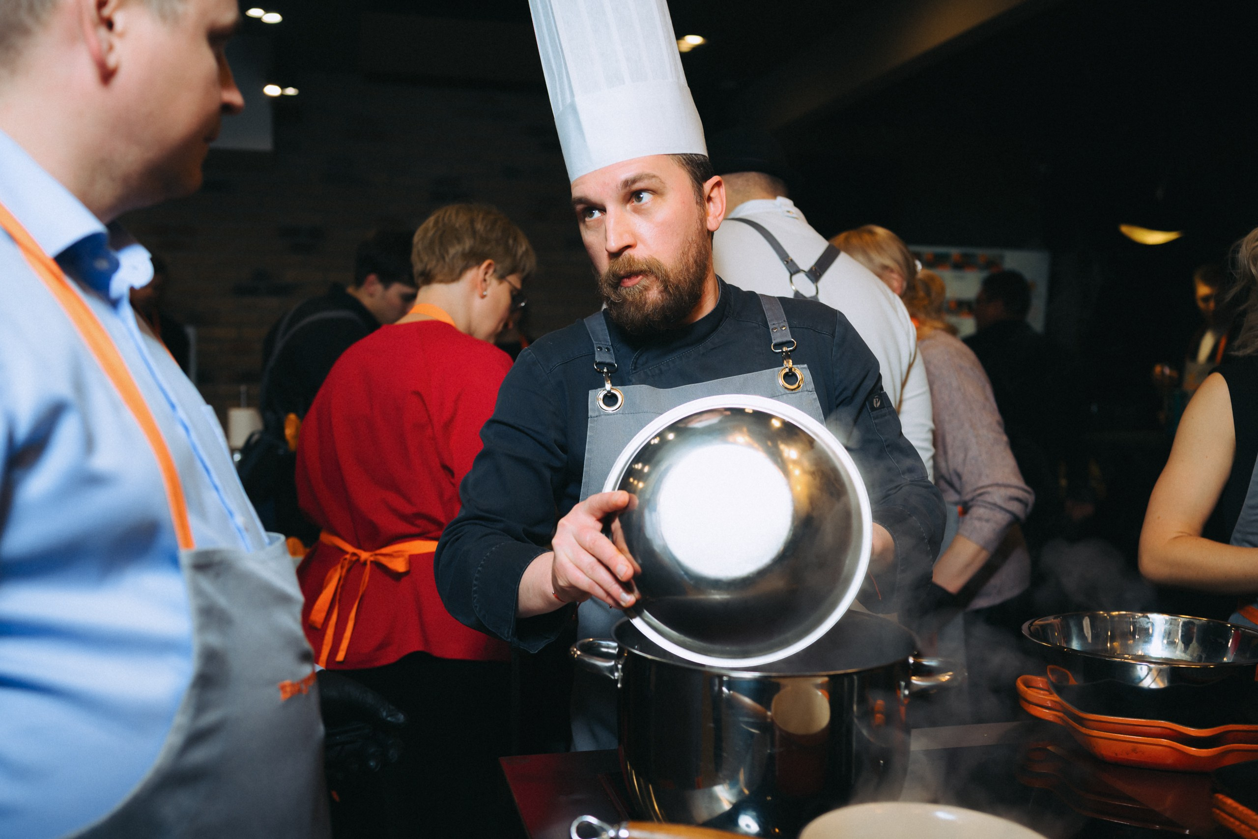 Корпоративы (сборник). Komonev