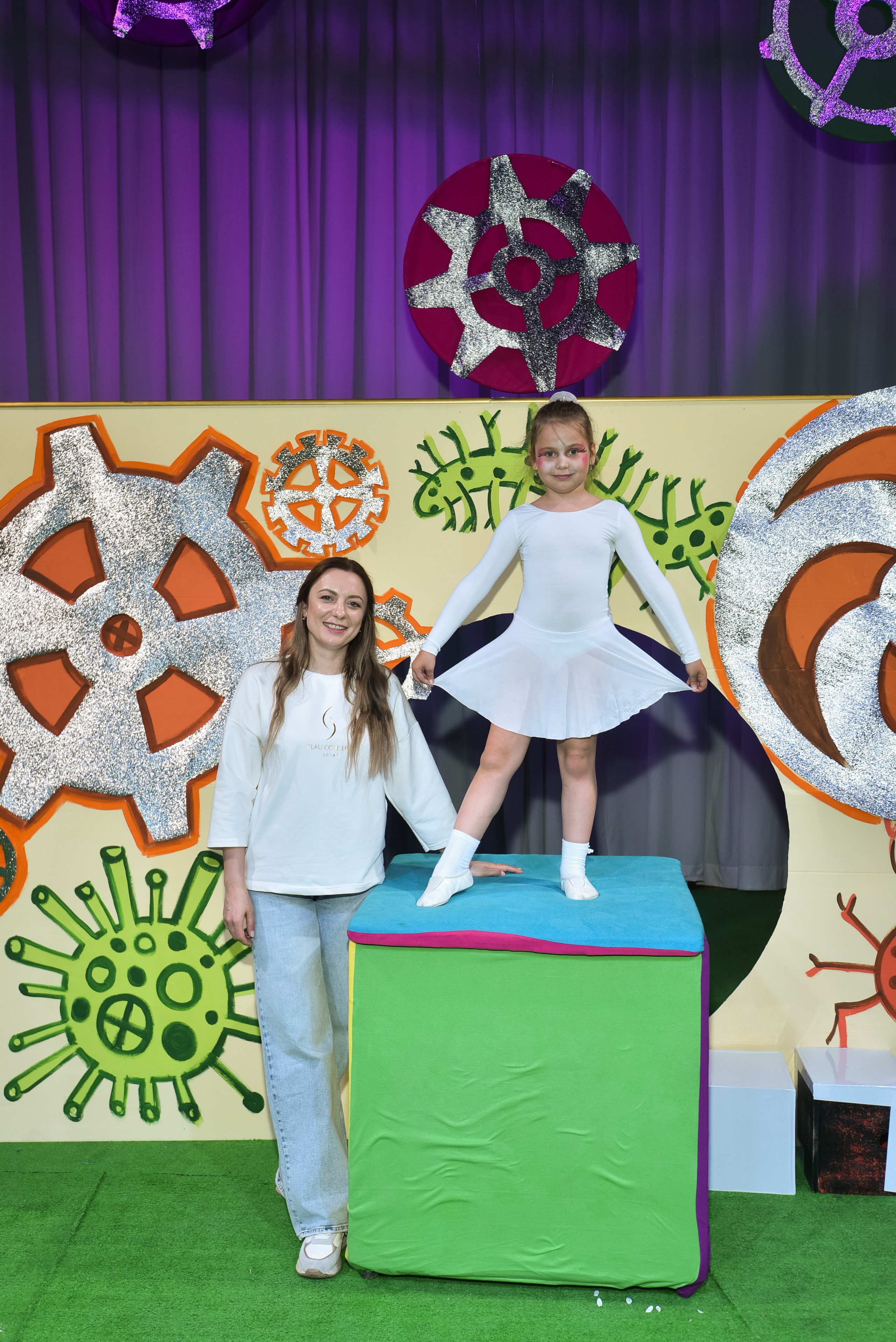 Выпускной 2025, детский центр «Самовар». Фотограф Олег Юршевич Солигорск Минск