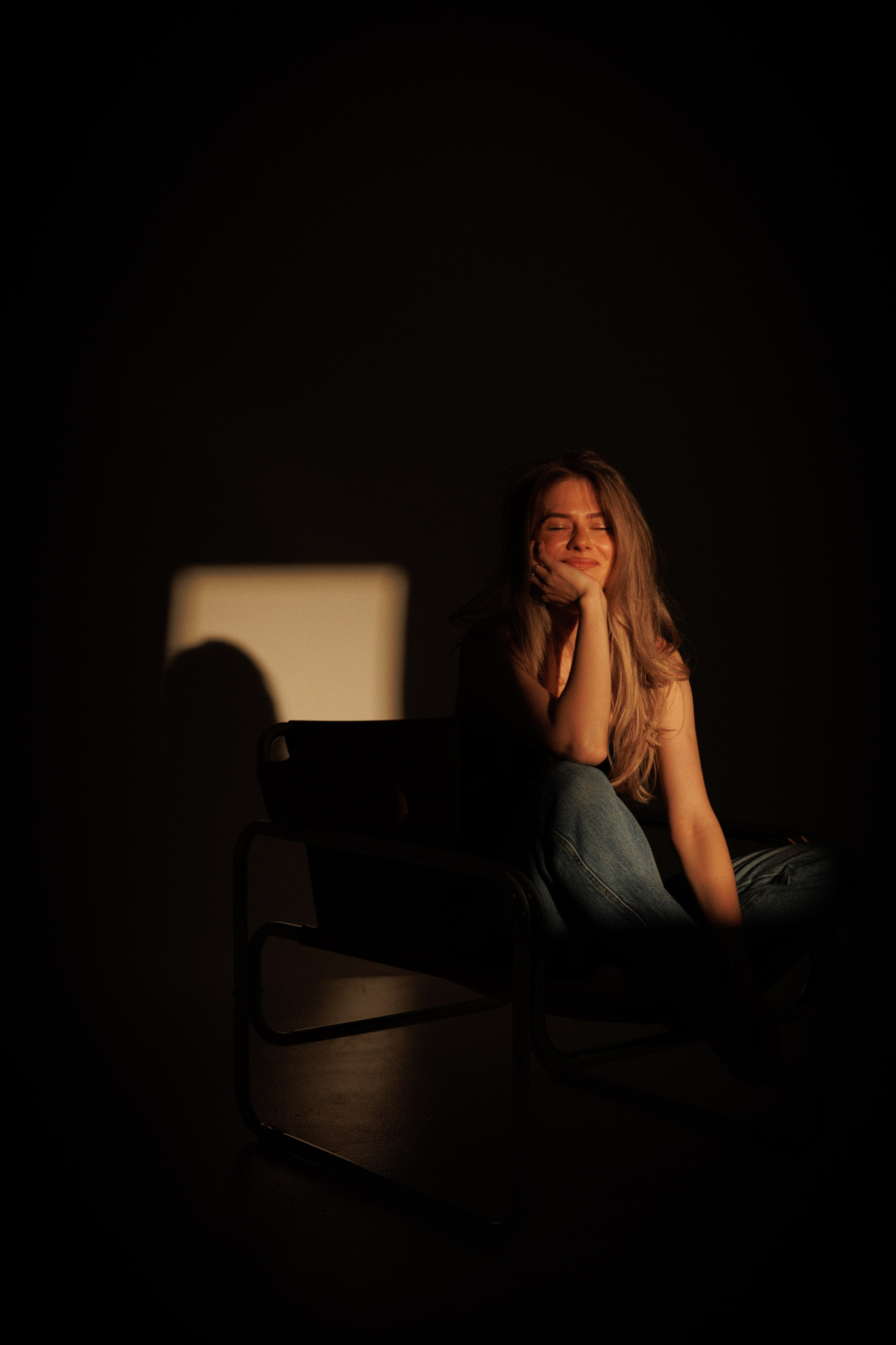 Лера. Привет! Меня зовут Лера, я фотограф в Нижнем Новгороде