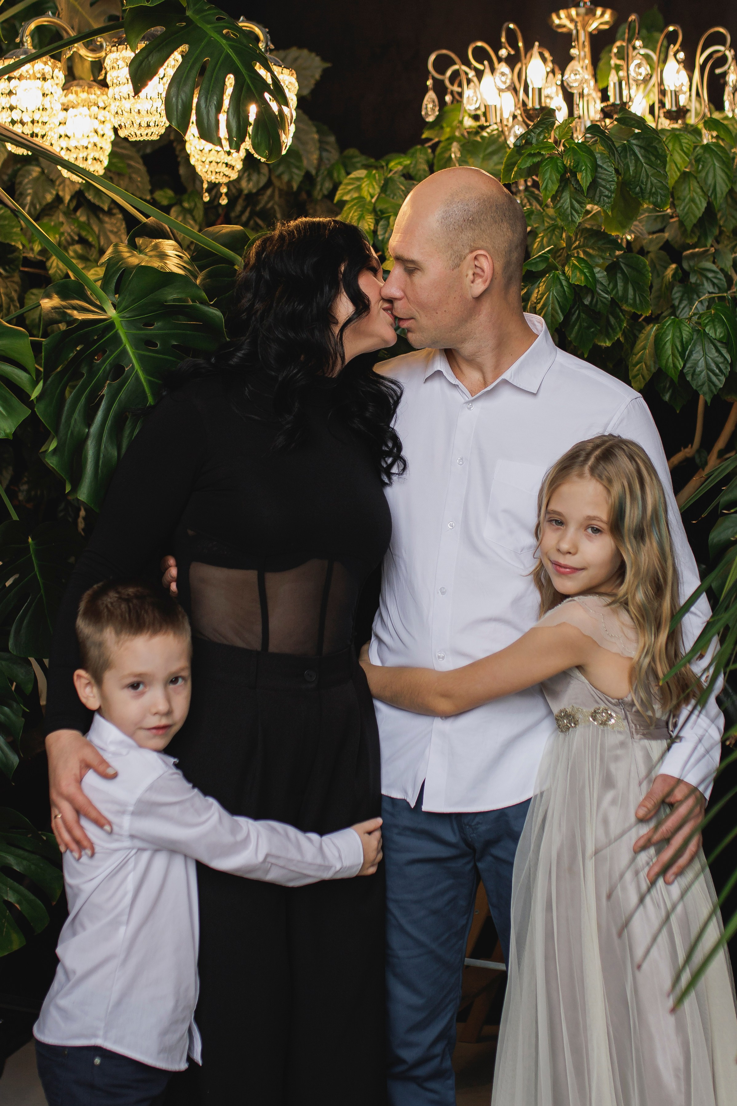 Студийная семейная фотосессия. Семейный и детский фотограф в Рязани Васюгова Мария