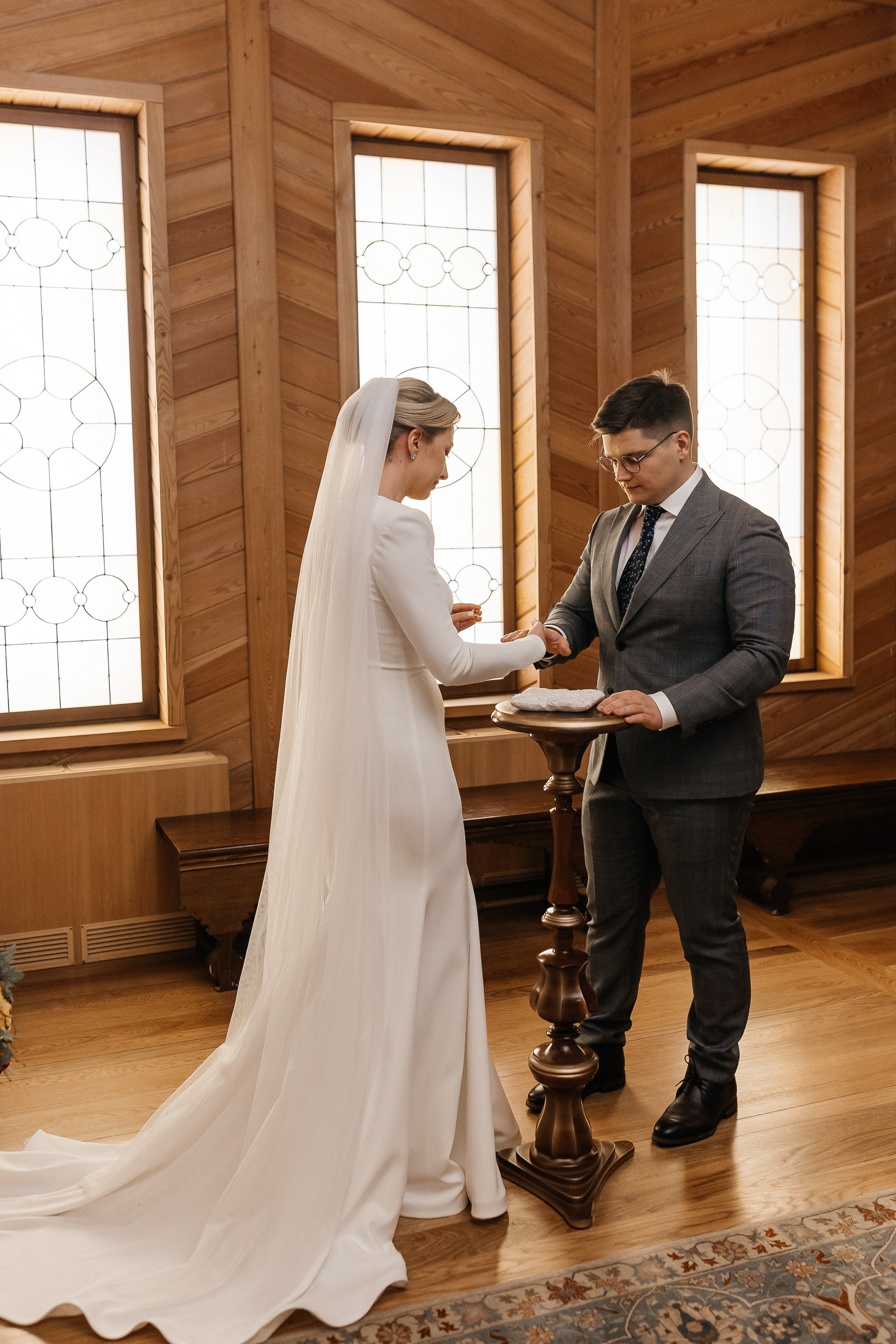 Свадебная фотосессия в Коломенском. Дворец царя Алексея Михайловича. Свадебный фотограф в Москве Мария Крош