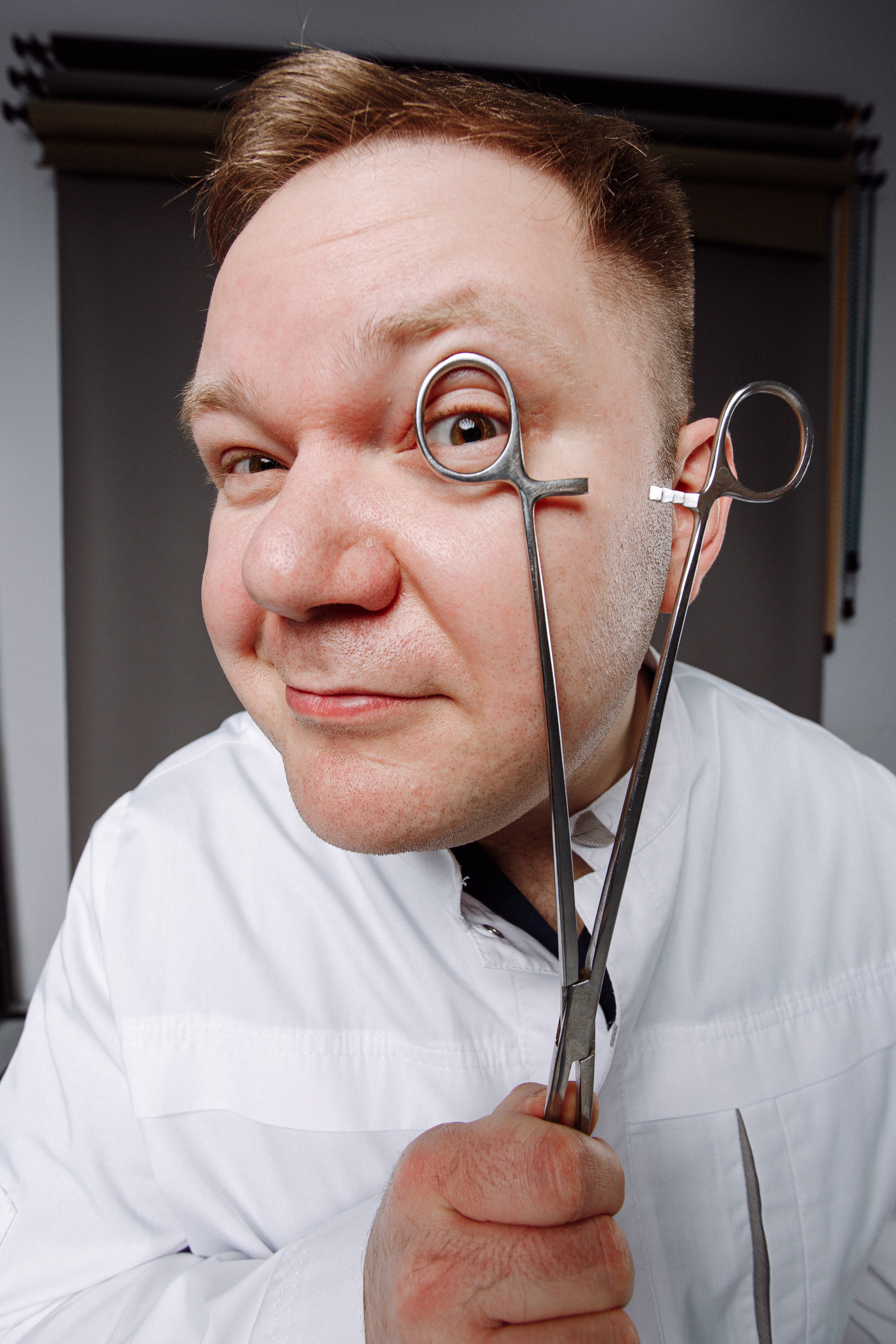 Съёмка врача в студии. Фотограф врача в Нижнем Новгороде и Нижегородской области.