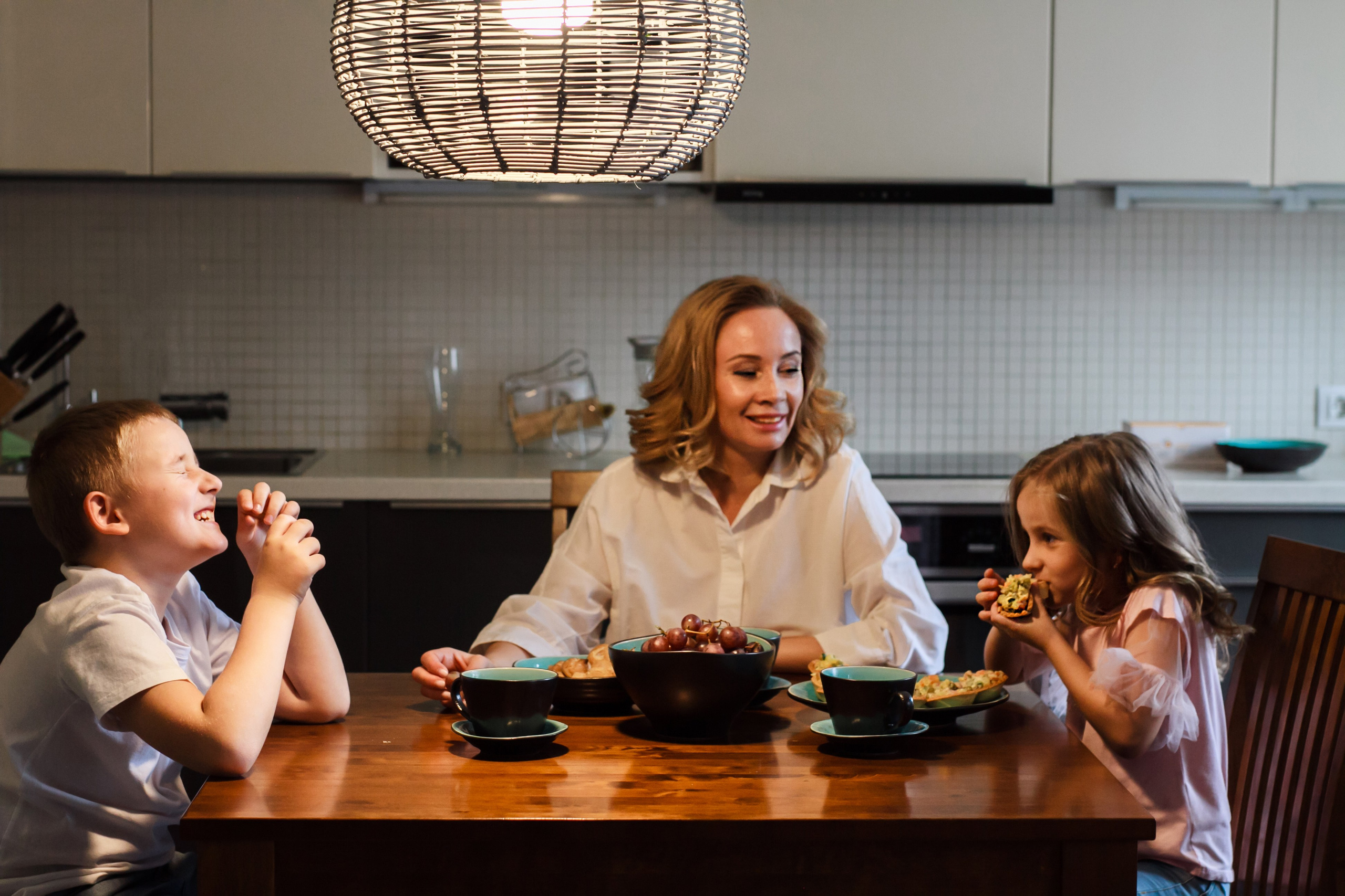 Домашняя съёмка. Свадебный, семейный и контент фотограф в Санкт- Петербурге Елена Грие