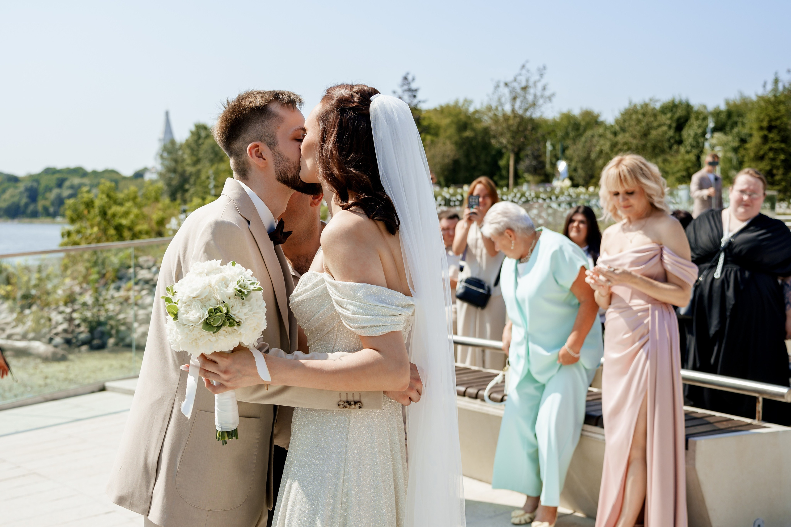 Кирилл и Милана, выездная регистрация, прогулка, банкет в Ya-cafe. Фотограф и видеограф в Москве и Московской области Мария Вишня