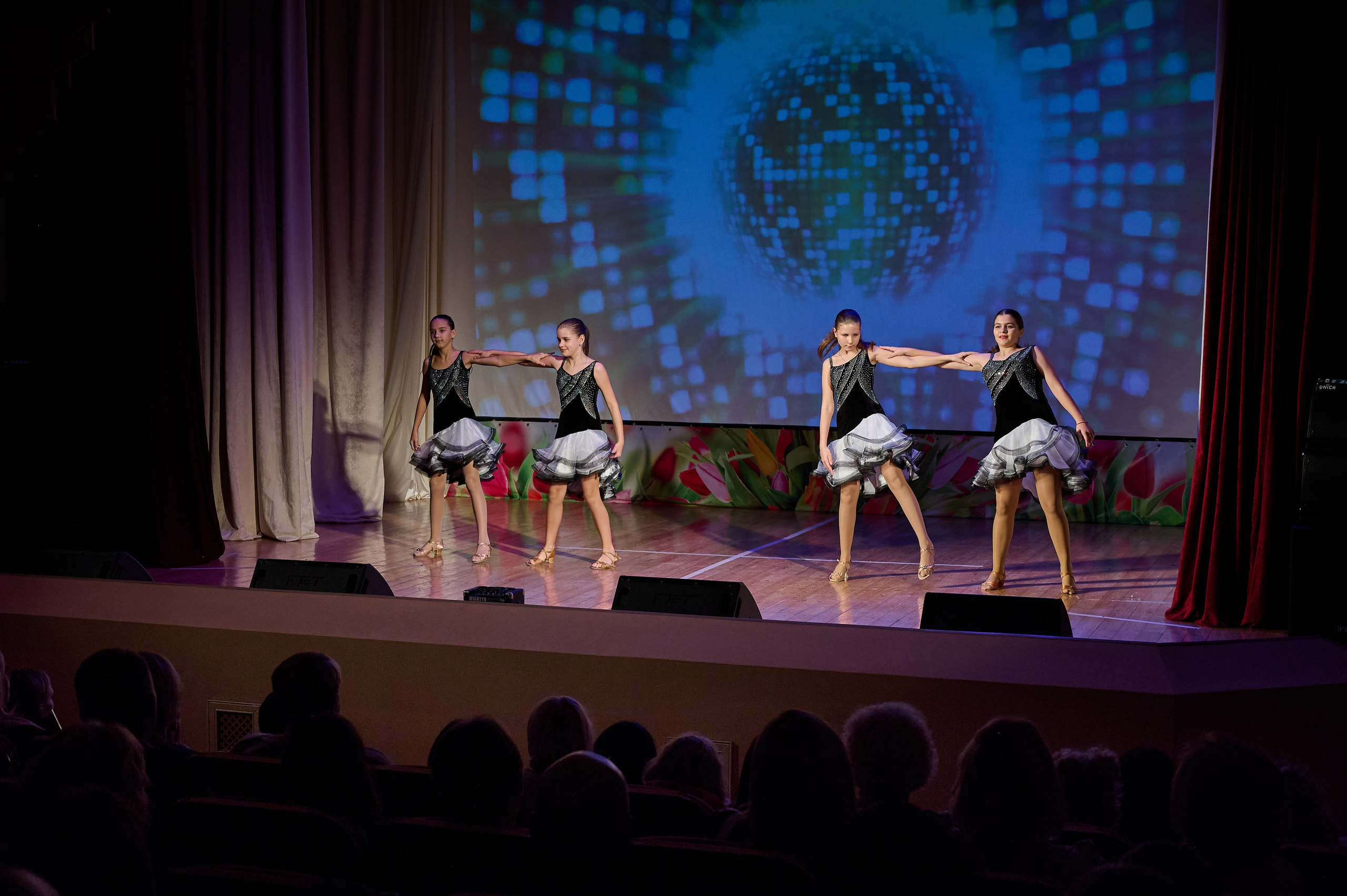 День матери ДК Кабардинка. Жизнь курорта Кабардинка в фотографиях