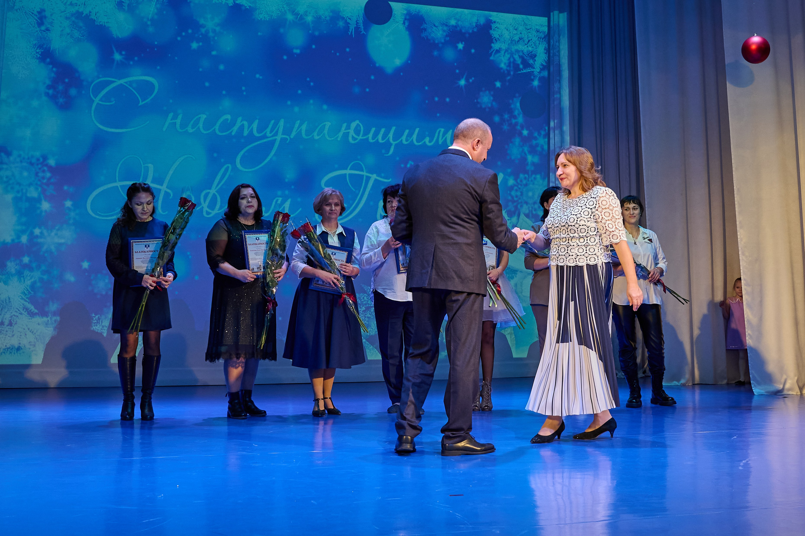 Концерт в ДК Марьина роща. Жизнь курорта Кабардинка в фотографиях