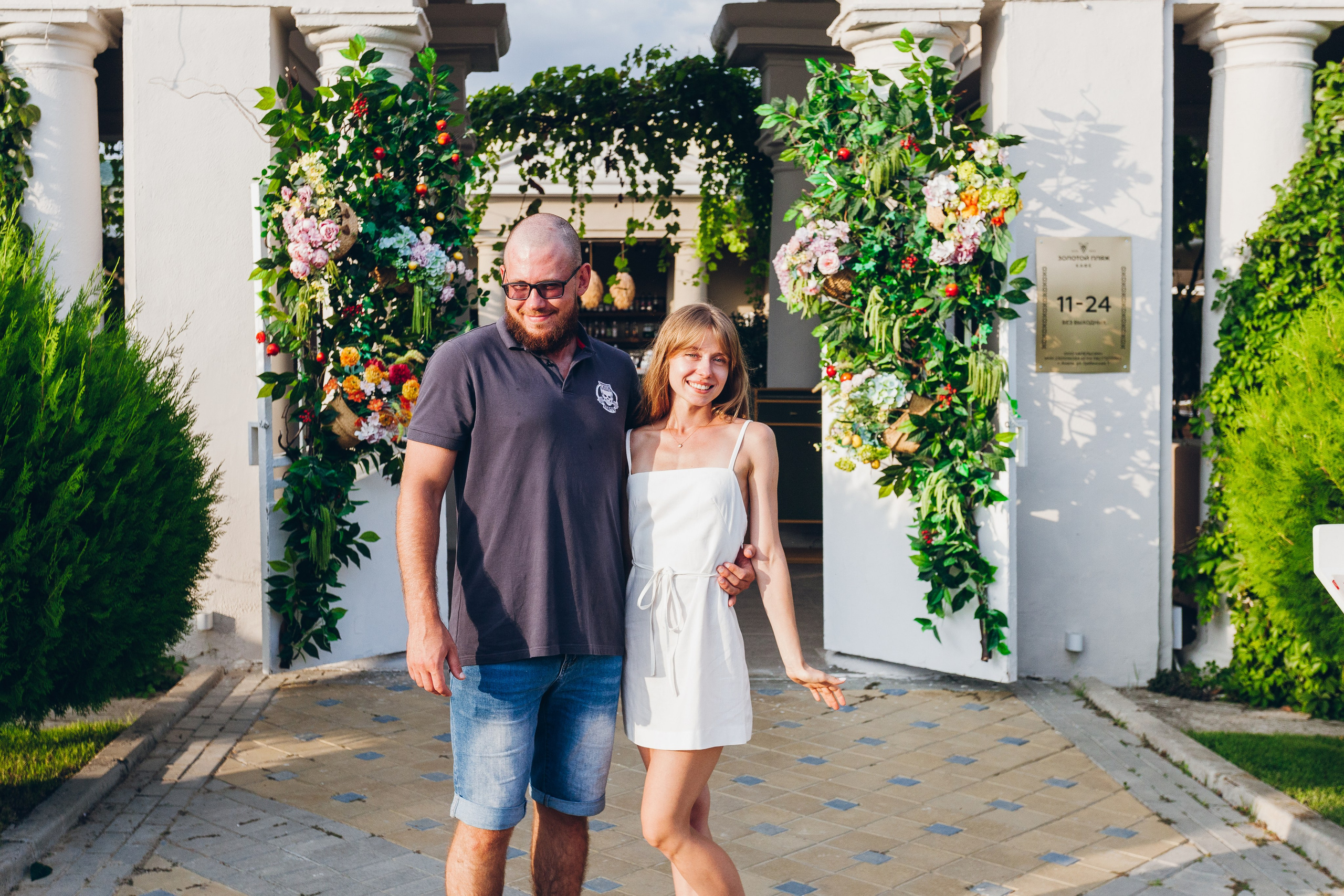 День рождение в уютном ресторане. Фотограф Денис Денисов