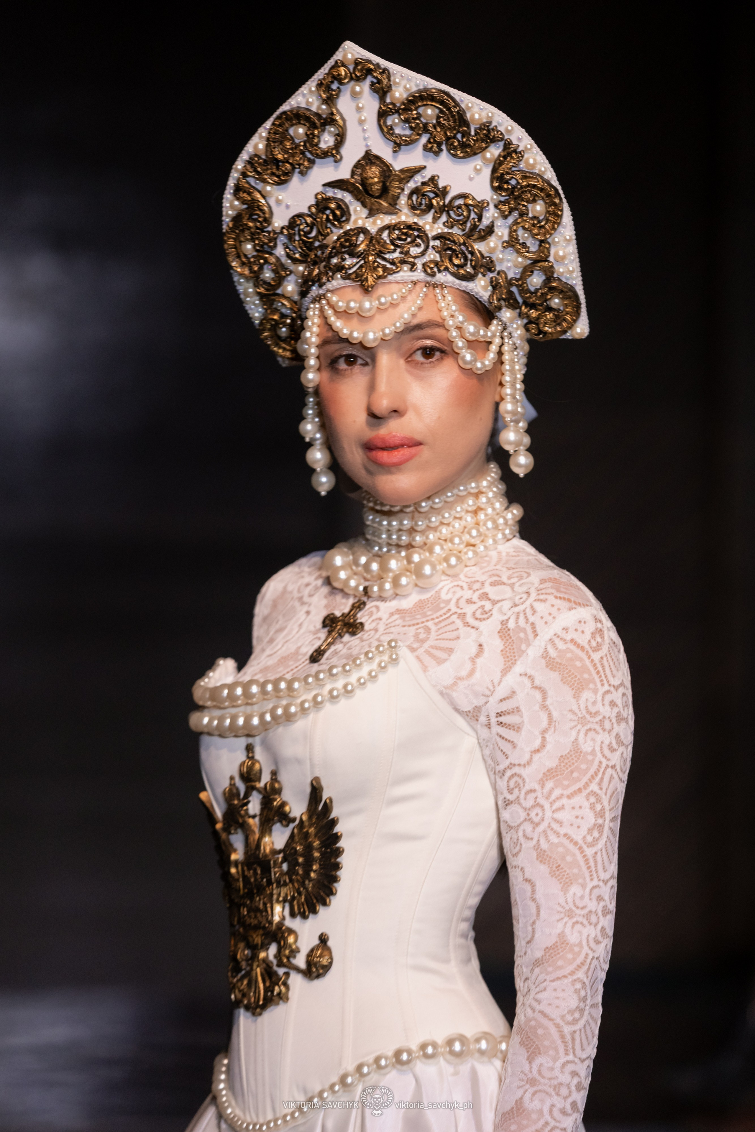 Подиум Rostov Fashion Show 2025. Осень-зима. Фотограф в Ростов-на-Дону Виктория Савчук