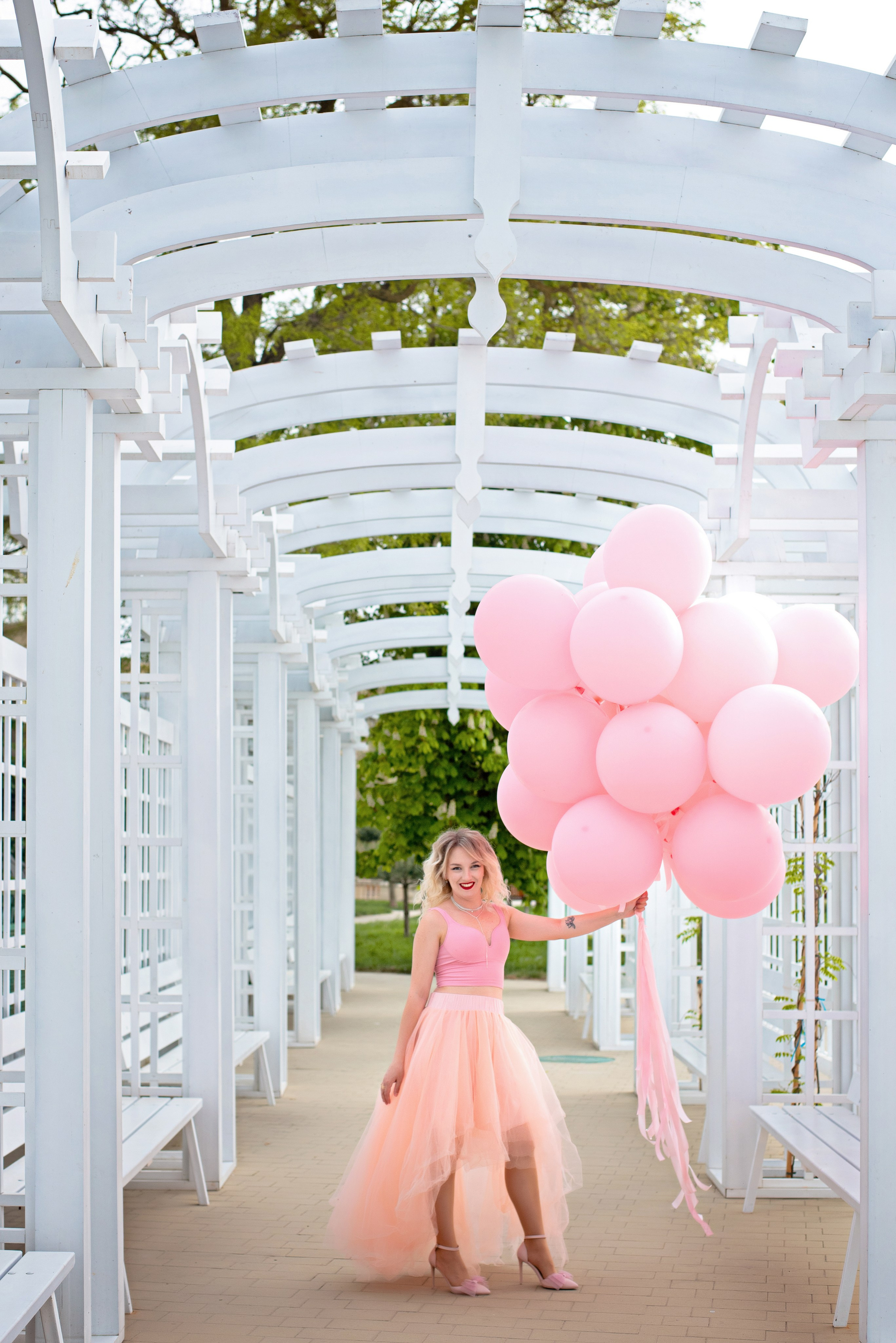 С шарами у моря. Детский и семейный фотограф выпускной альбом Приморско-Ахтарск