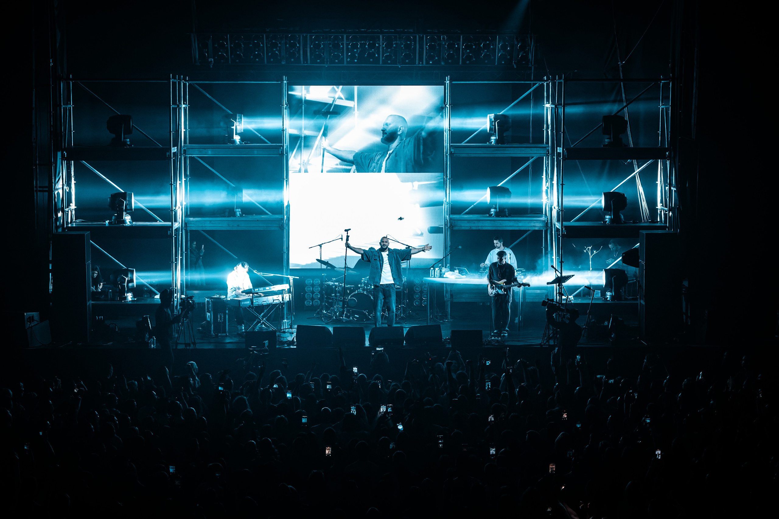 LOC DOG / МОСКВА / 2025. OOPS