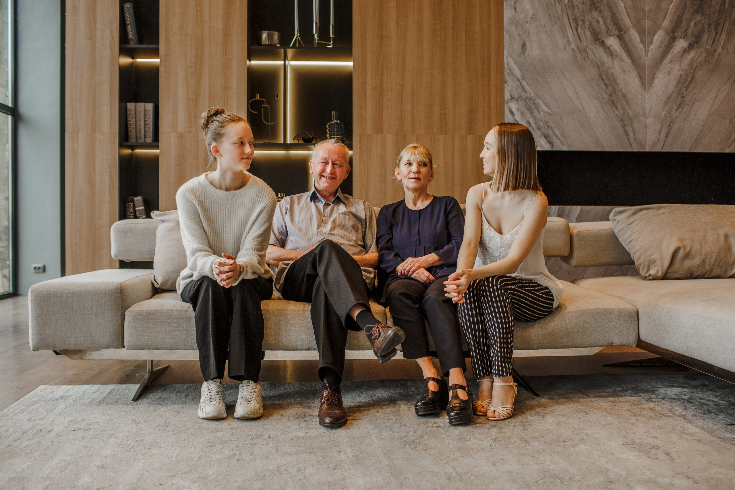 Семейная фотосессия в студии. Свадебный фотограф Кирилл Белый