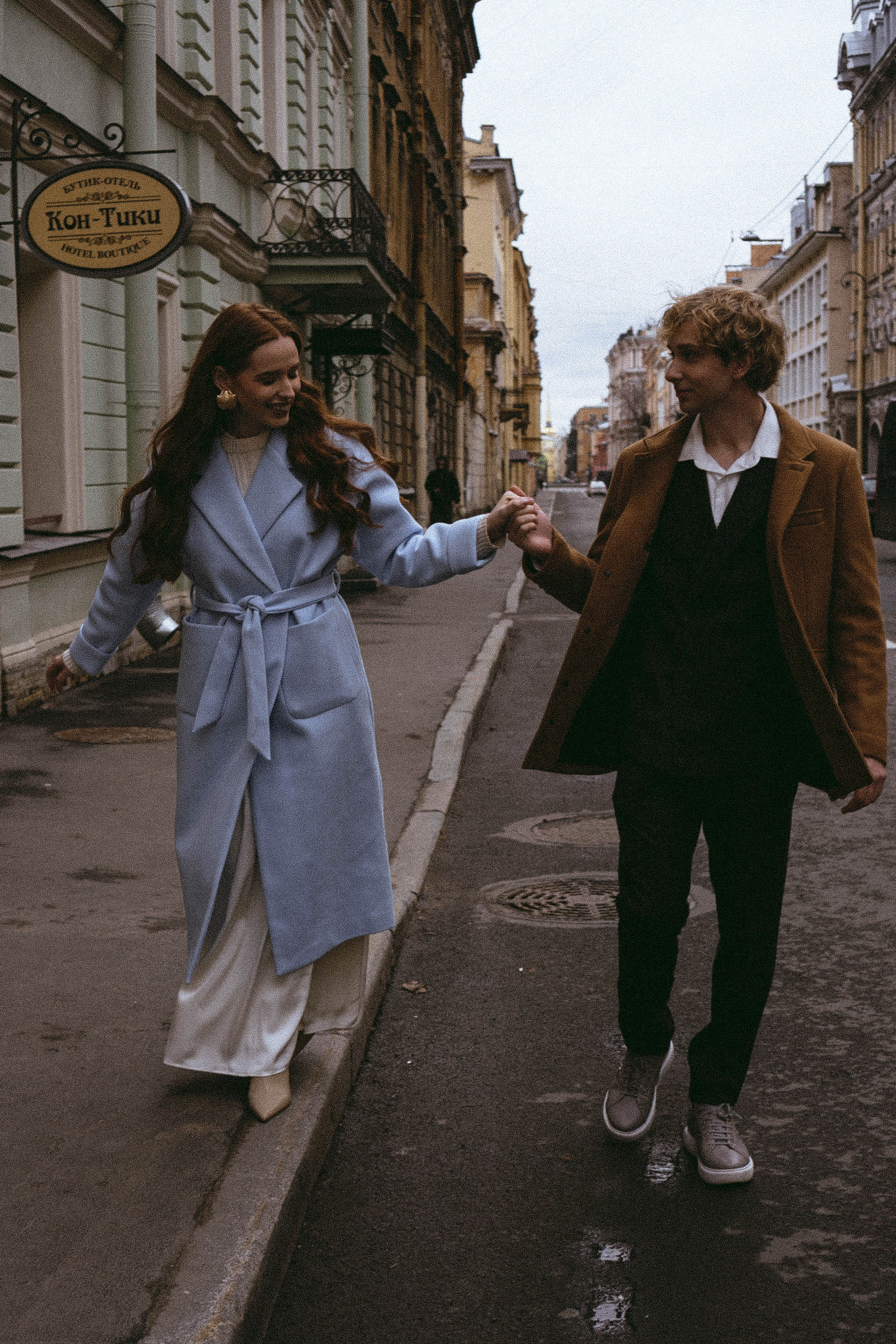 СВАДЕБНАЯ ПРОГУЛКА ПО ПЕТРОГРАДКЕ ВЕСНОЙ (ФОТОСЕССИИЯ ПАРЫ СВАДЕБНАЯ). Профессиональный фотограф, Санкт-Петербург — Виктория Богомолова