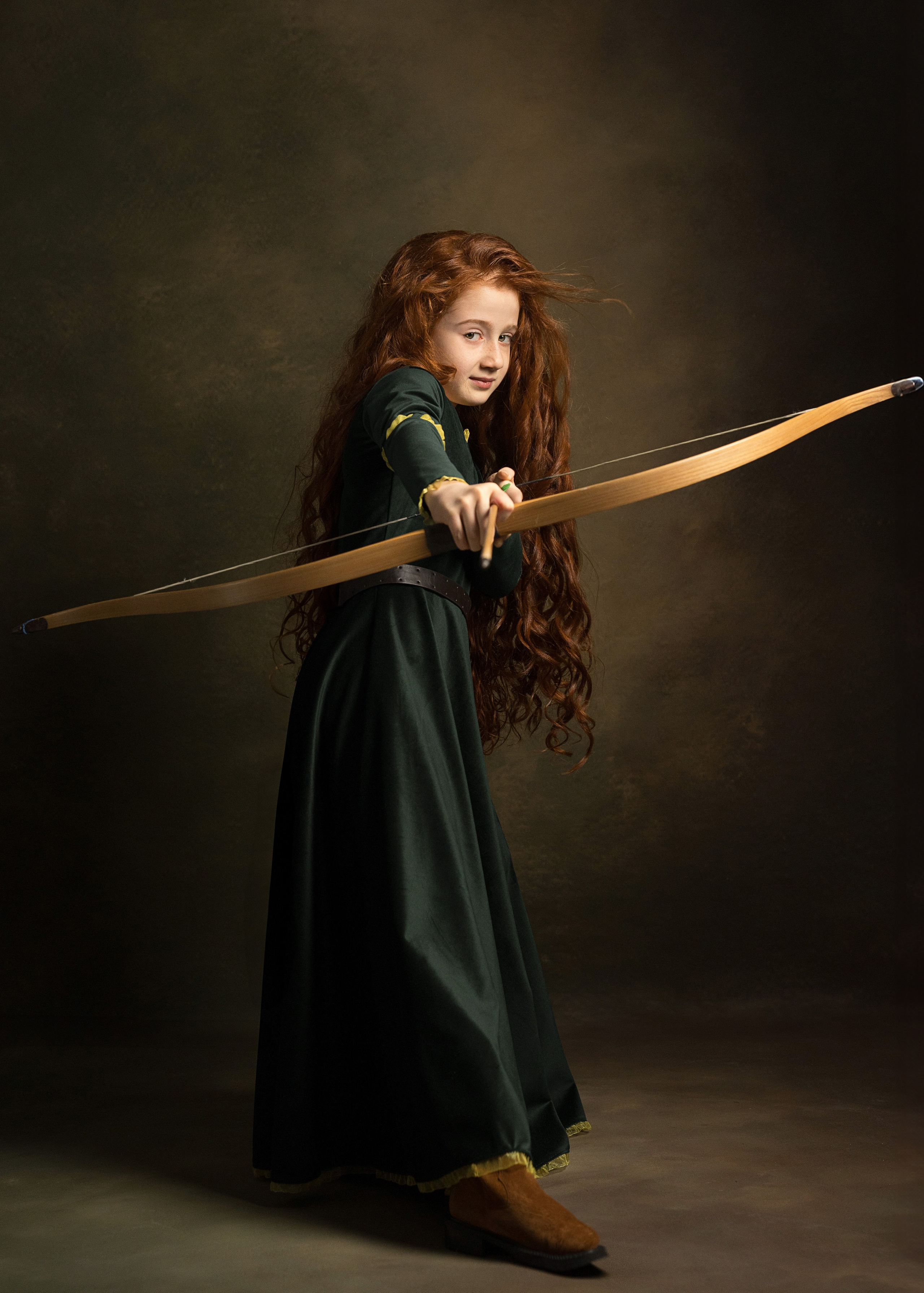 Студийный портрет девочки в сказочном стиле.