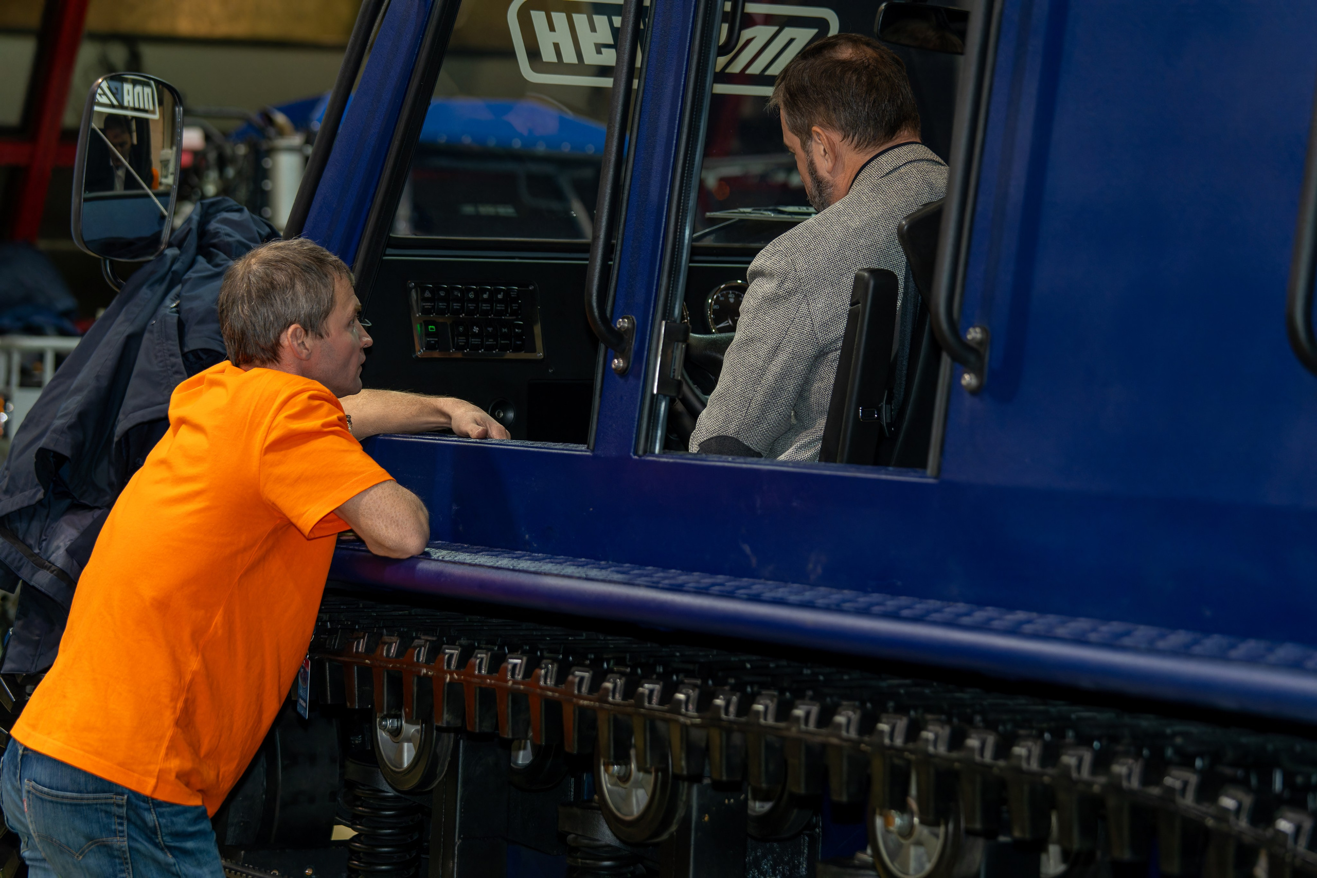 Прогулка по выставке Поехали 2023. «Студия DRONAVT`s» — видеосъёмка и фотография г. Москва