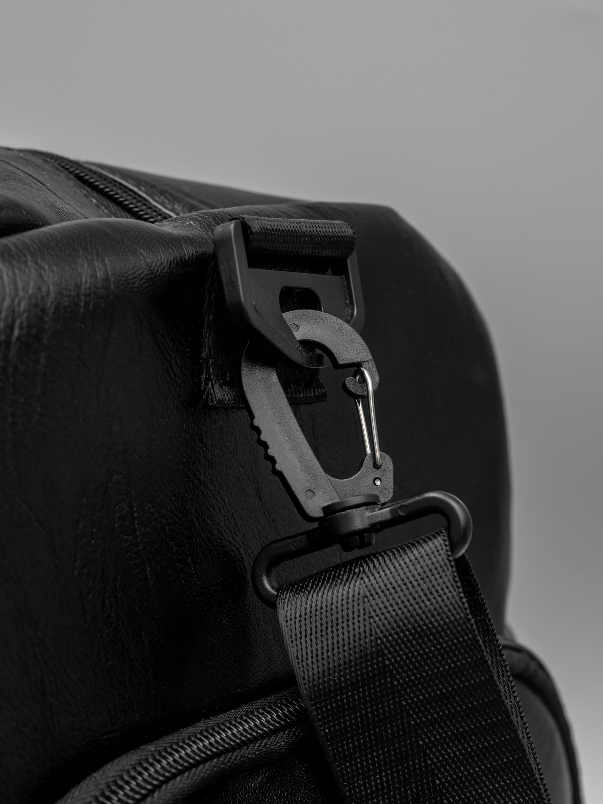 Сумки. Предметный и женский фотограф в Новосибирске