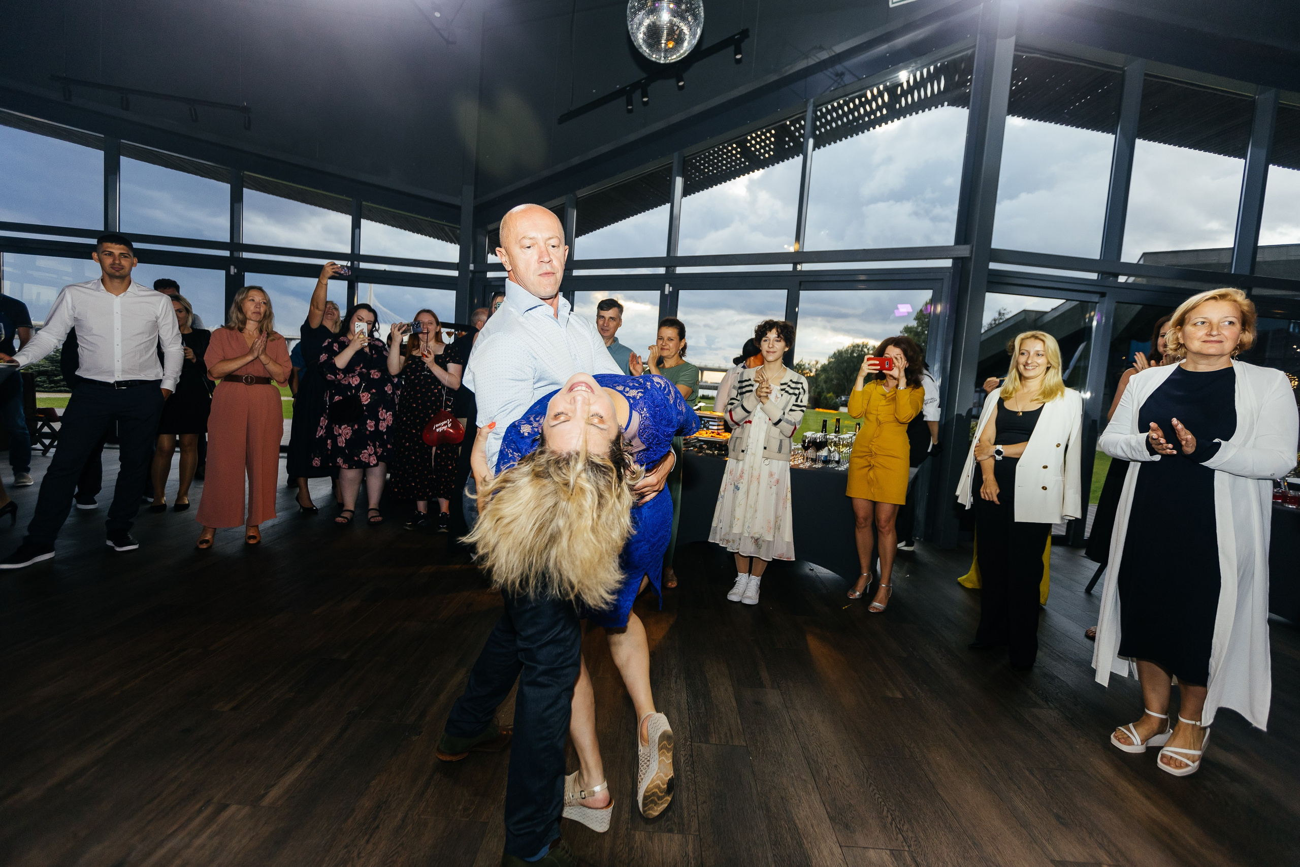 Снимал репортаж для «Газпром нефть», Газстройпром, Росатом, ОЗОН, Мегафон, ВТБ, Т-Банк, Unilever, Материа Медика Холдинг. Фотограф Serg-Epic — Сергей Клепиков