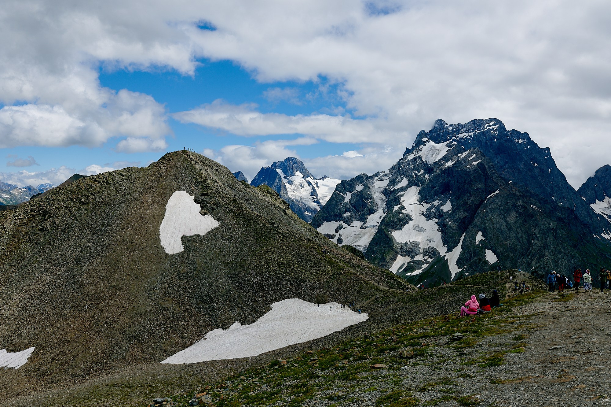 Домбай август 2024. Фотографии отовсюду и обо всем