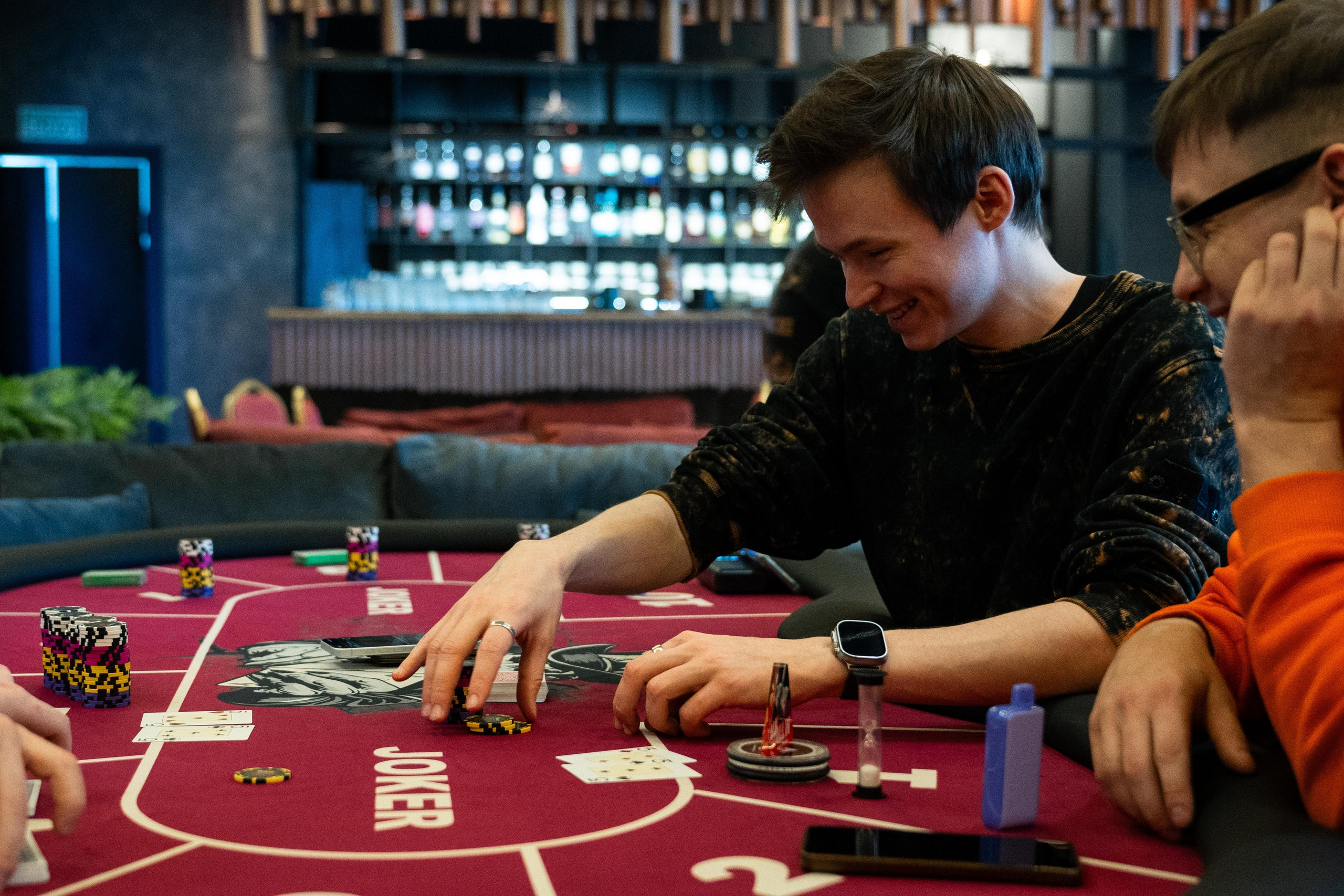 Joker Poker Club 28.02.2026. Коммерческий и художественный фотограф и видеограф в Москве Арсений Тургенев