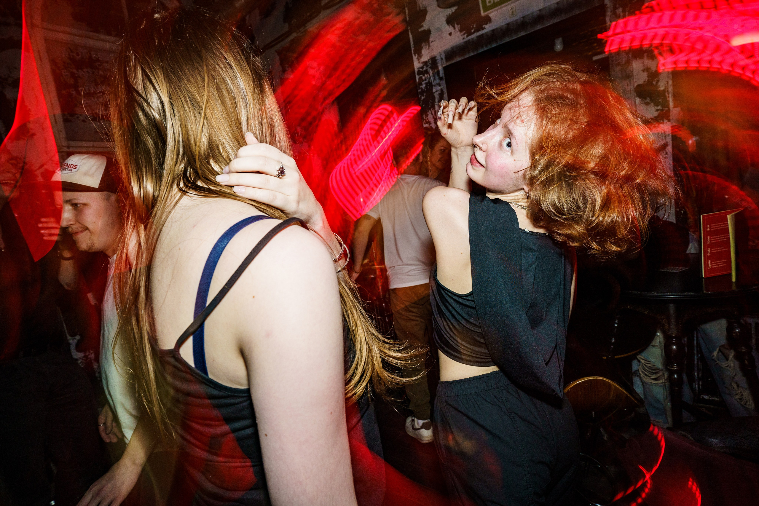 Бар разбитых сердец. DJ Guitacidelli. Концертный и репортажный фотограф в Санкт-Петербурге Слава Пахомов