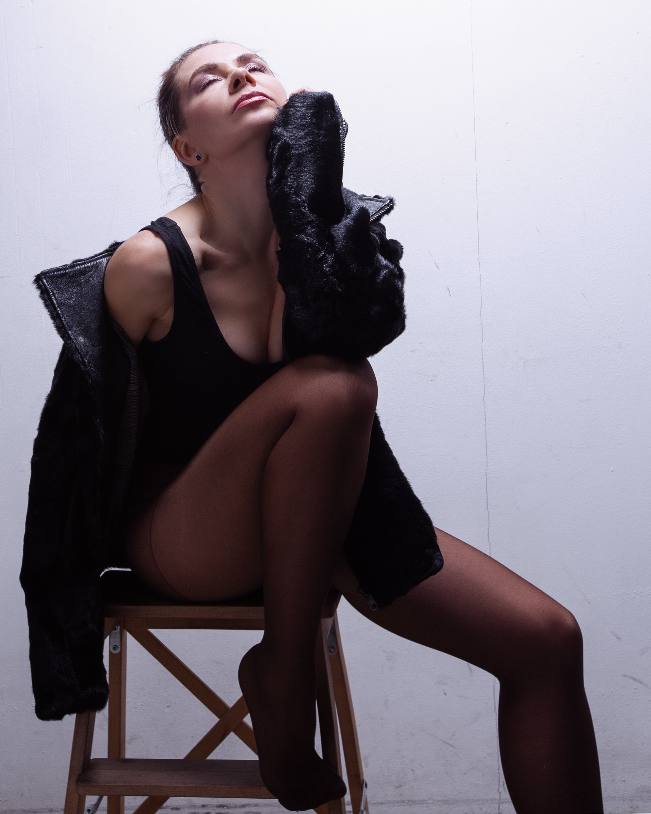 Калина. Спасибо за проявленный интерес к моему творчеству! Меня зовут Россохат