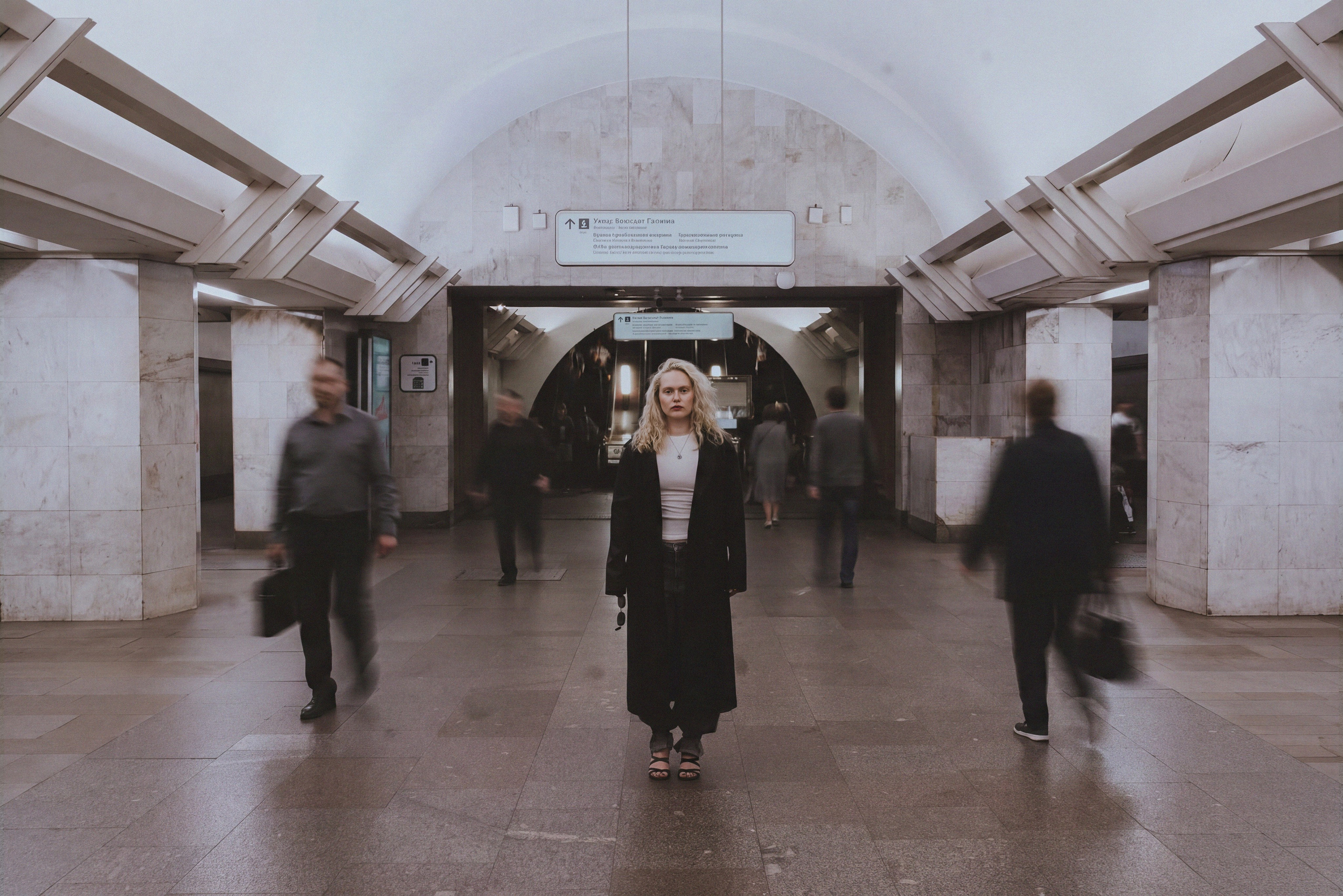 В метро. Фотограф в Москве и МО Ангелина Фоминых
