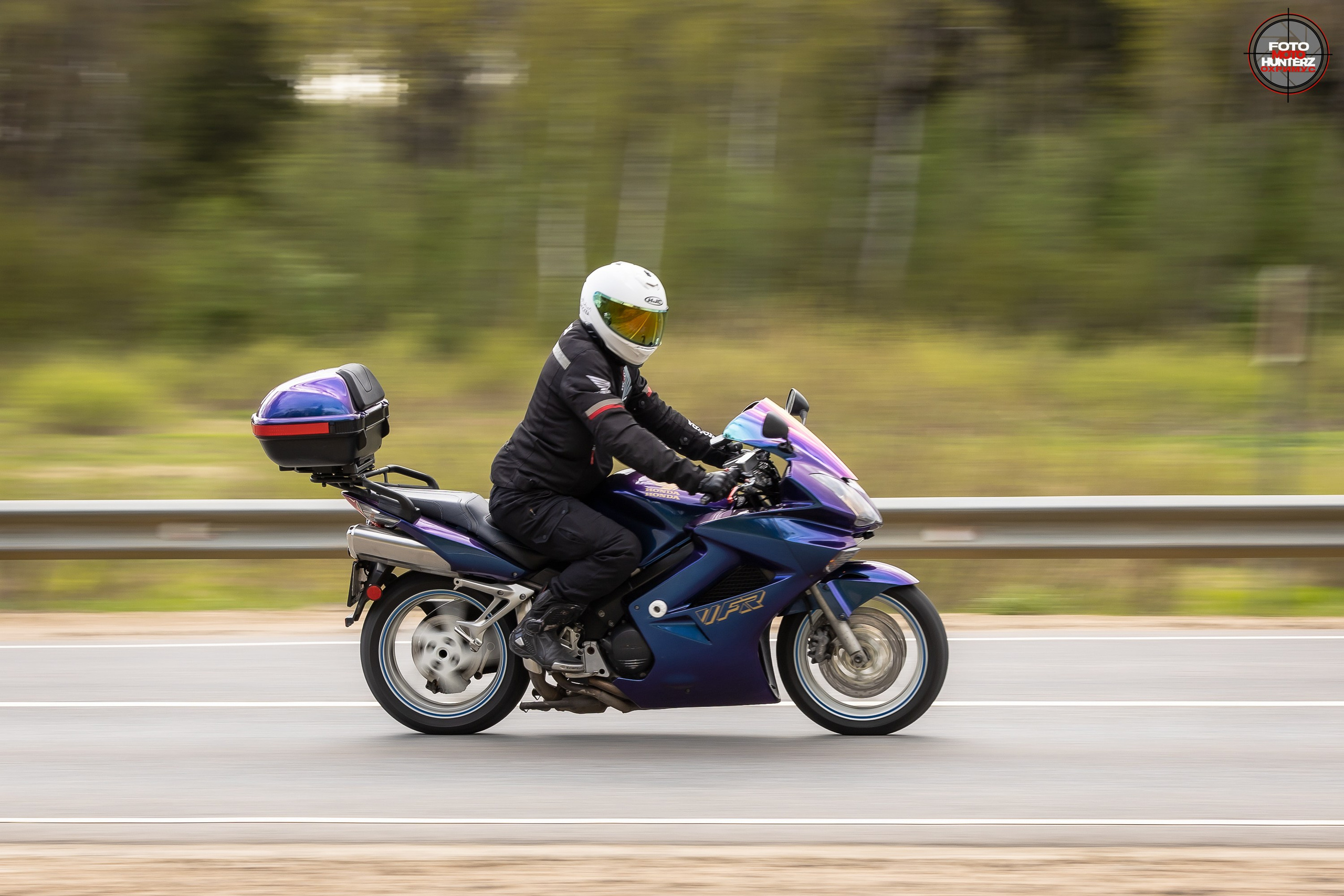Первое Сафари в 2025 г. на Рогачевском ш. Фотограф Владимир Охрименко