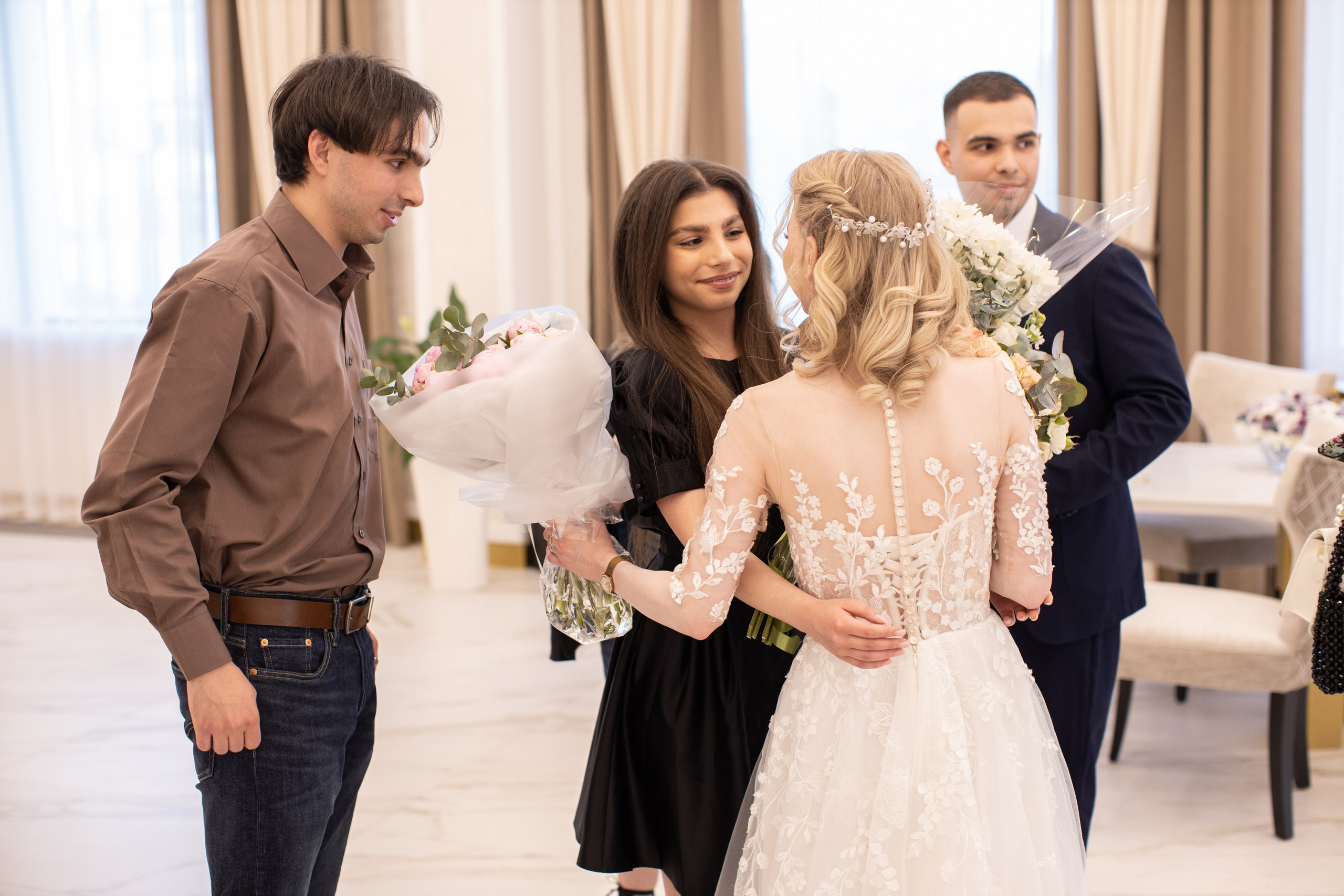 Руслан и Анастасия. Главная