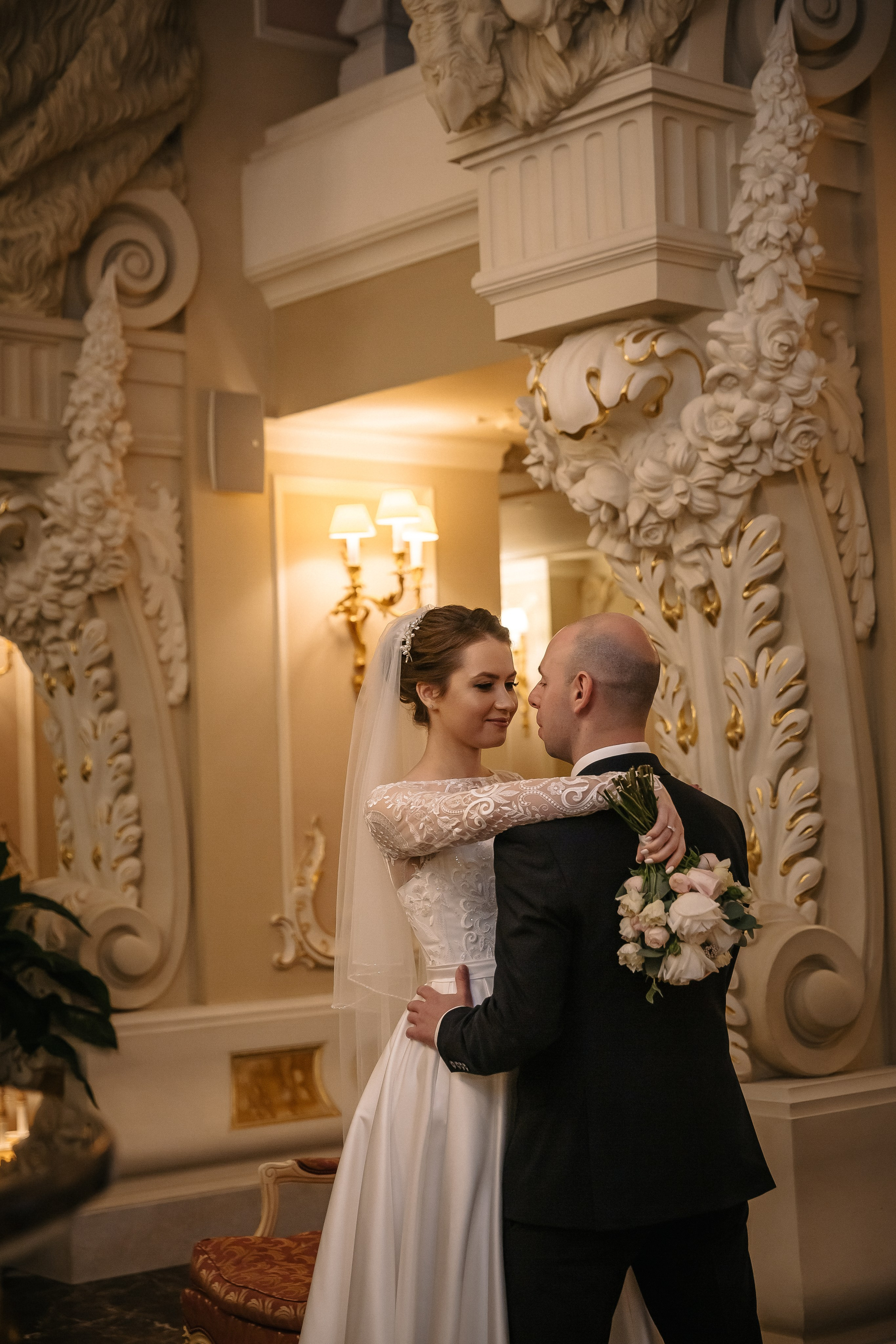 ОКТЯБРЬ | Дворец № 1 Талион, Особняк военного министра. Свадебный фотограф в Санкт-Петербурге Полина Корзухина