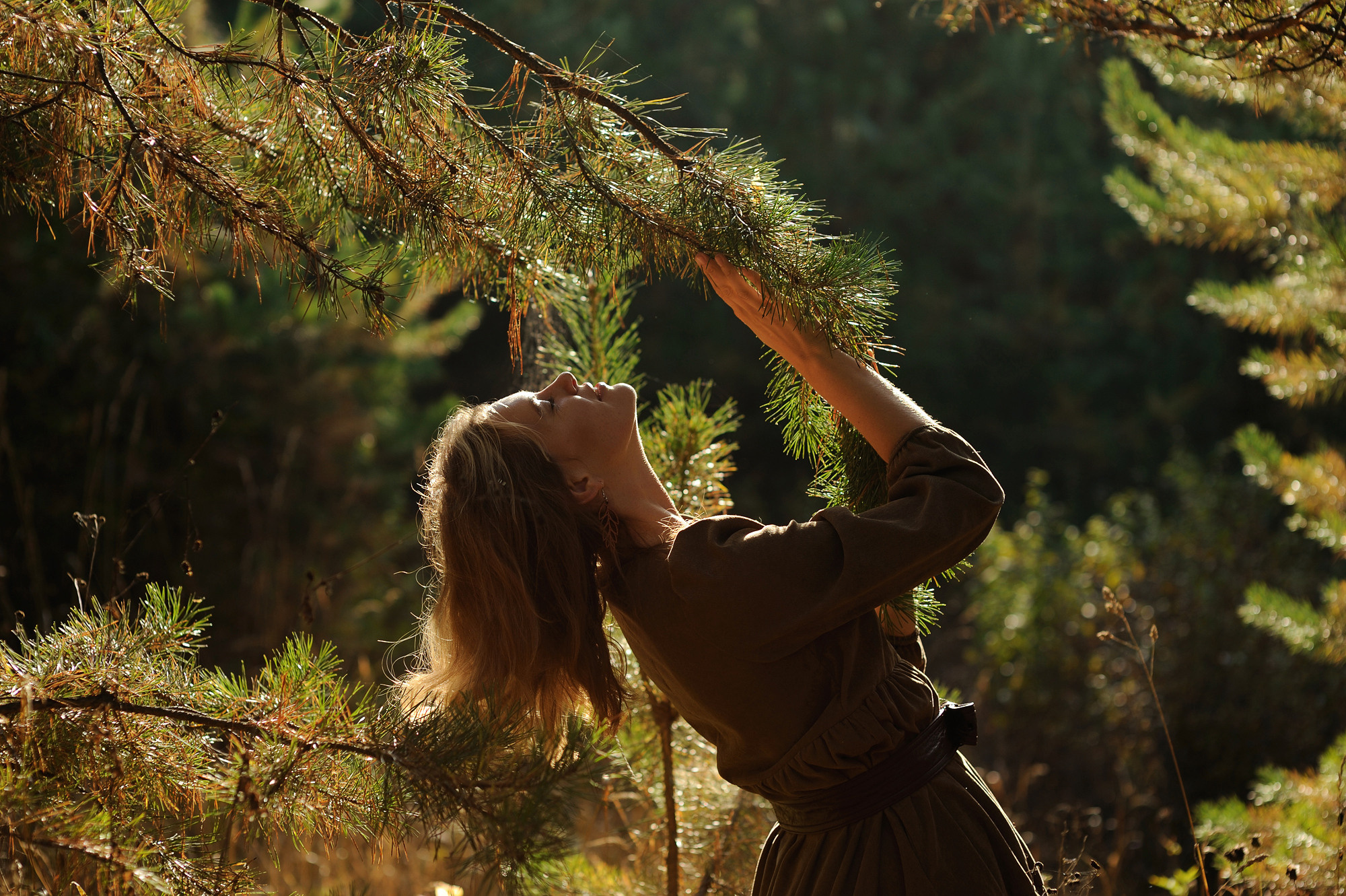 Дарина — лесная ведунья. Съемка в Гремячей Гриве (Красноярск). Семейный и женский фотограф Красноярск Екатерина Пусенкова