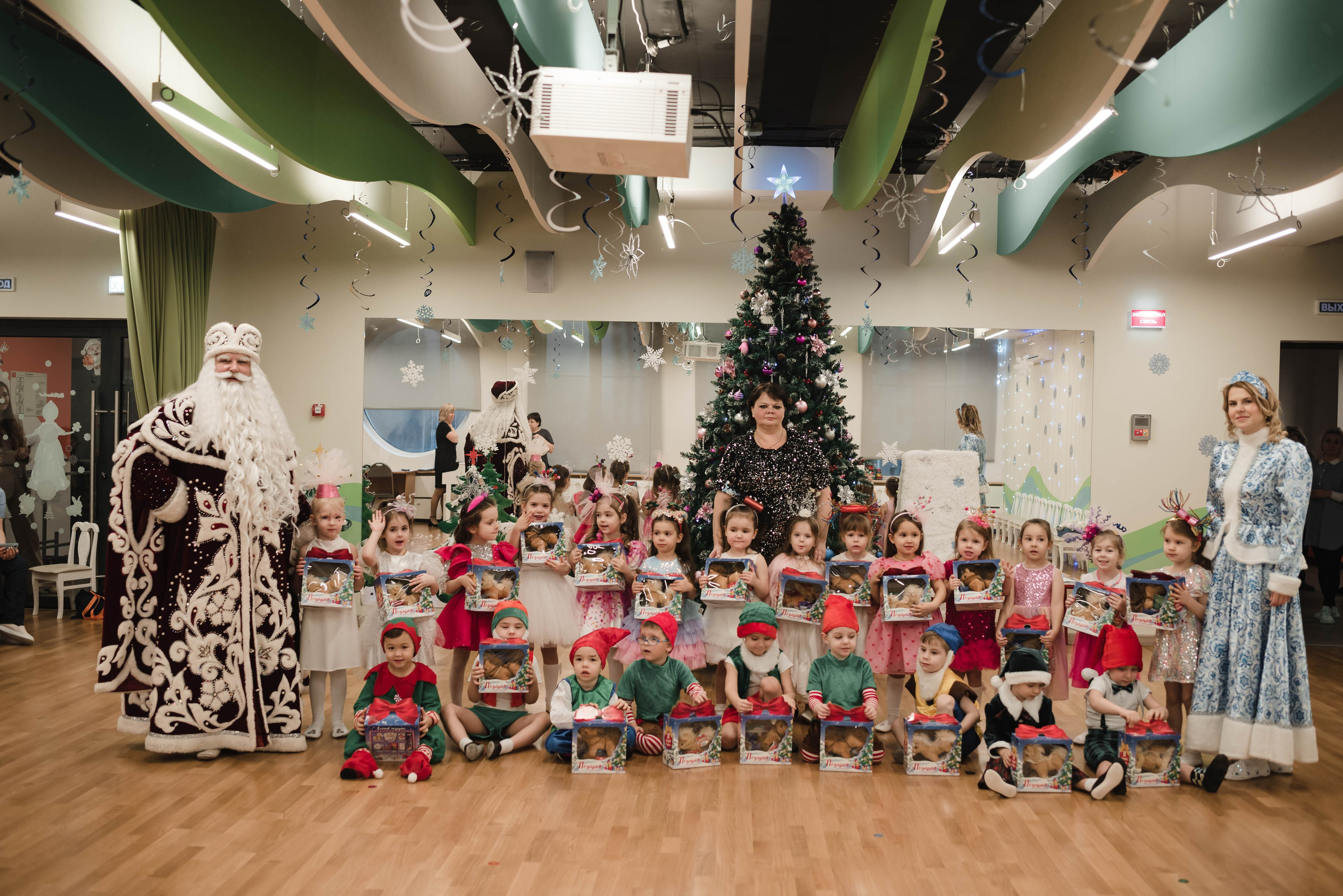 Детский садик Новый год. Фотограф в Москве новорожденные свадьбы семьи Дарья Ларионова