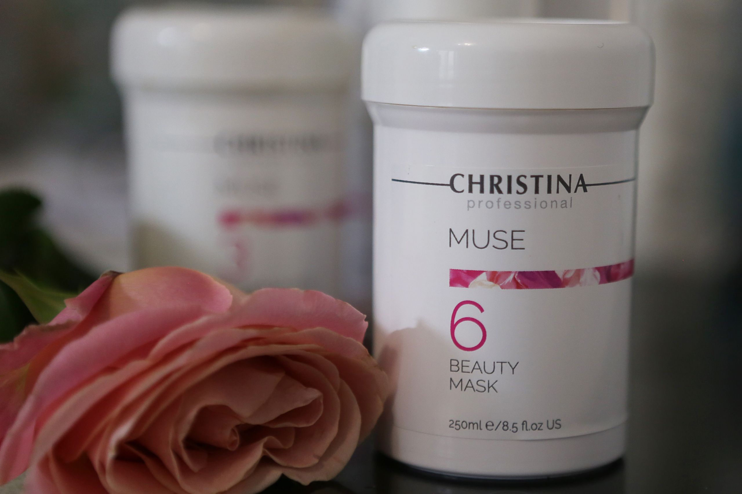 Косметолог Dr.Popova. Фотограф в Санкт-Петербурге. Индивидуальная съемка и фотопрогулки