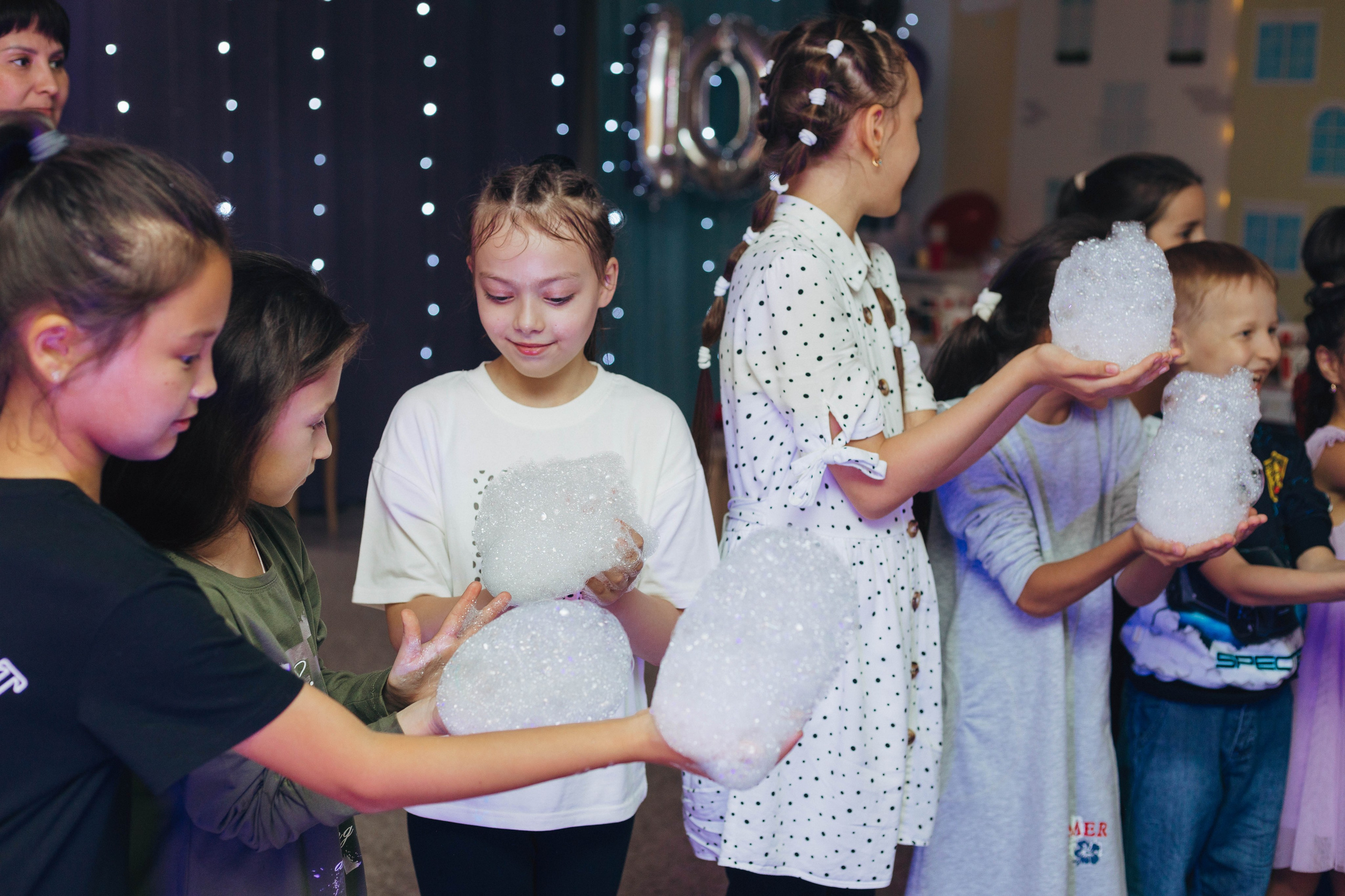 В стиле Уэнздей. Я Аракчеева Менслу — семейный и свадебный фотограф в Астрахани