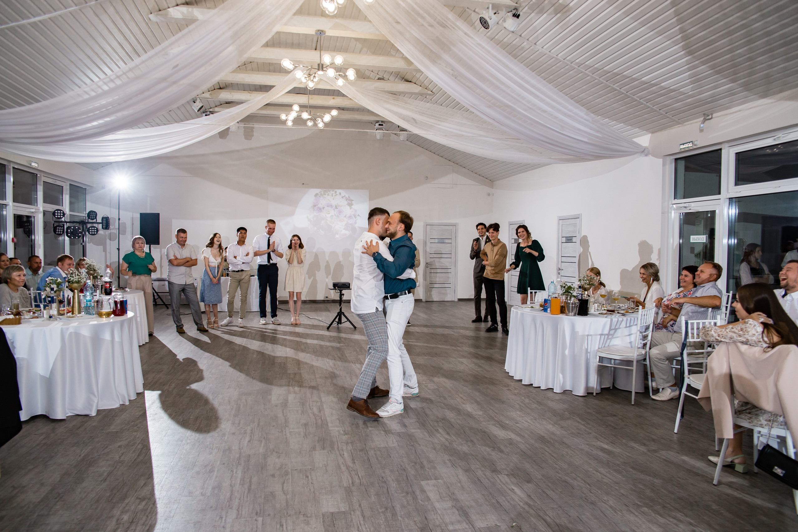 Ольга и Никита. Свадебный фотограф в Омске Яна Савина